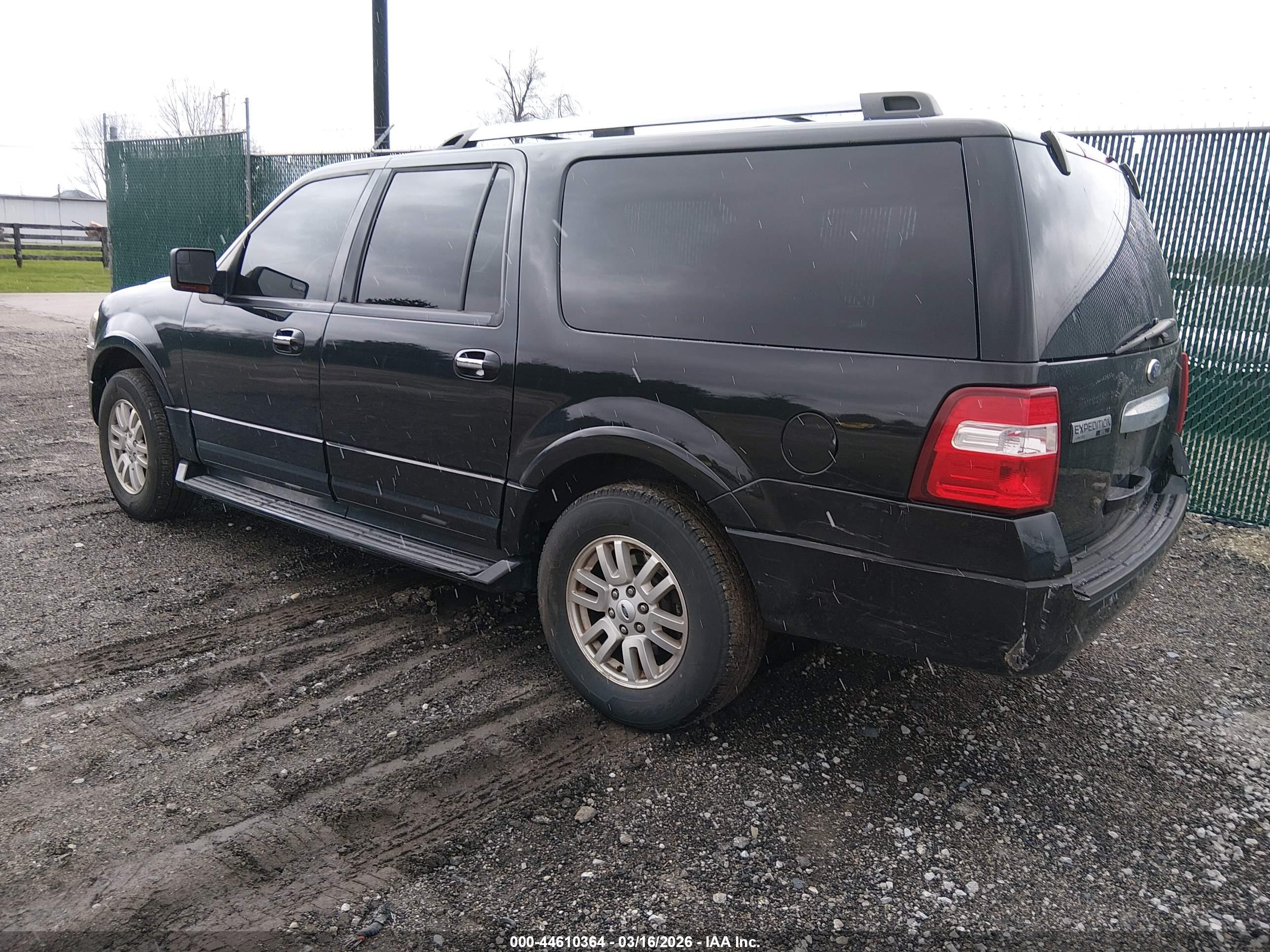 FORD EXPEDITION image 3