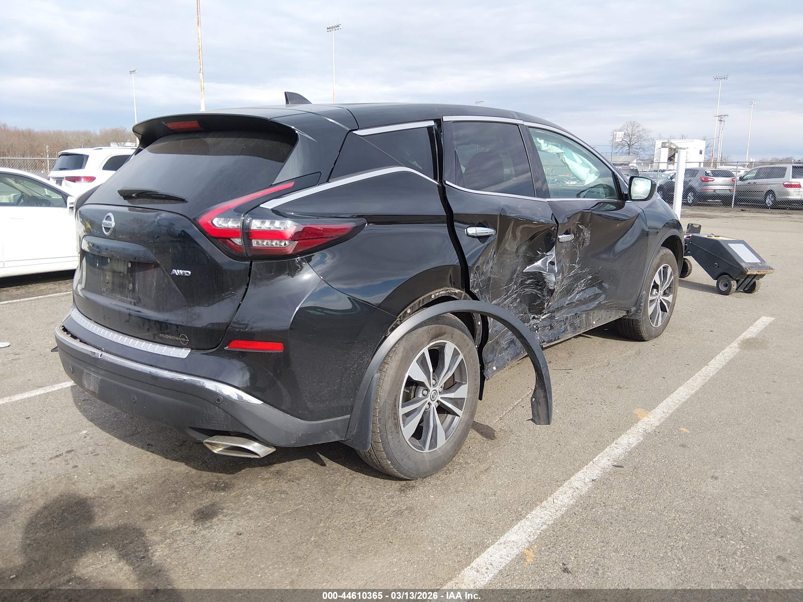 NISSAN MURANO image 4