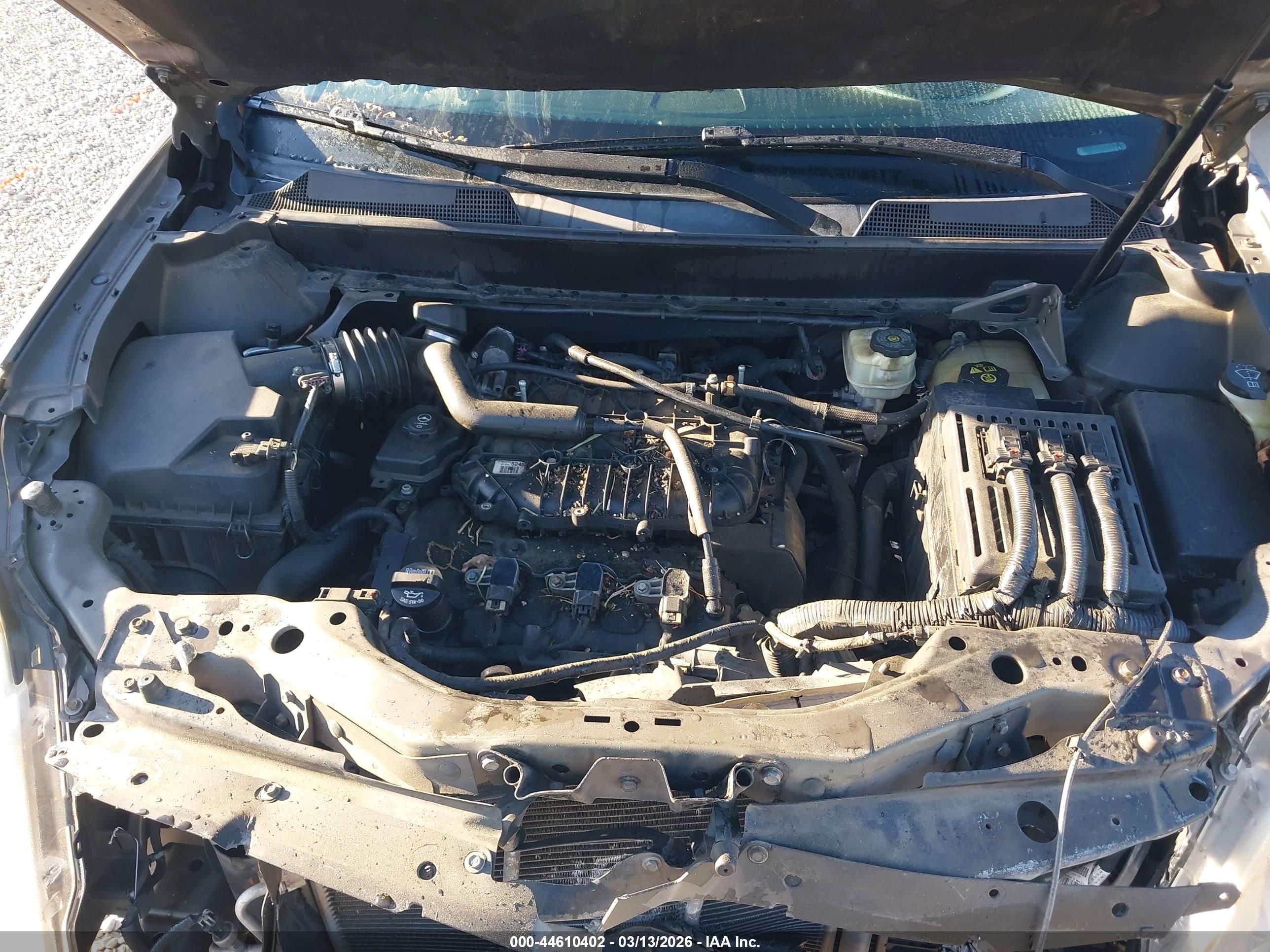 CADILLAC SRX image 10