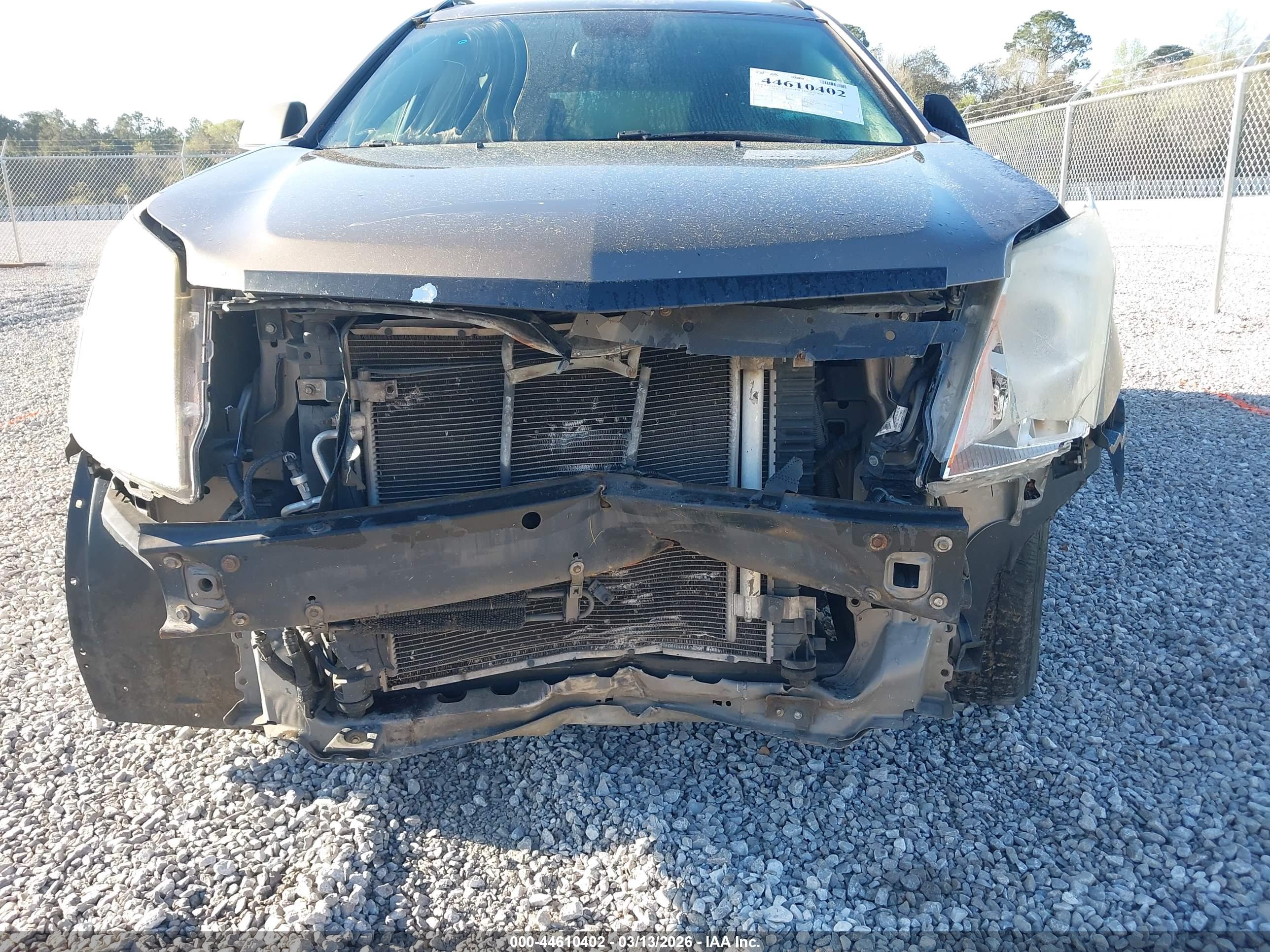 CADILLAC SRX image 6