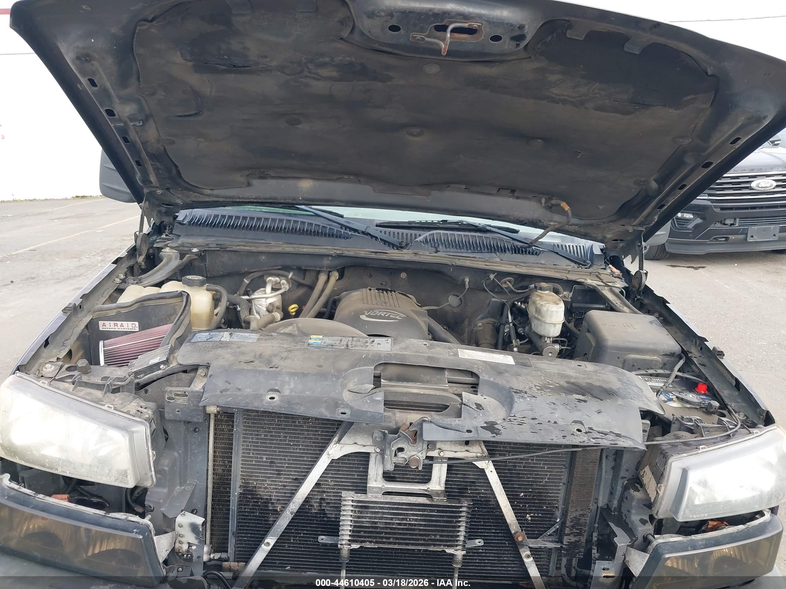 CHEVROLET SILVERADO image 10