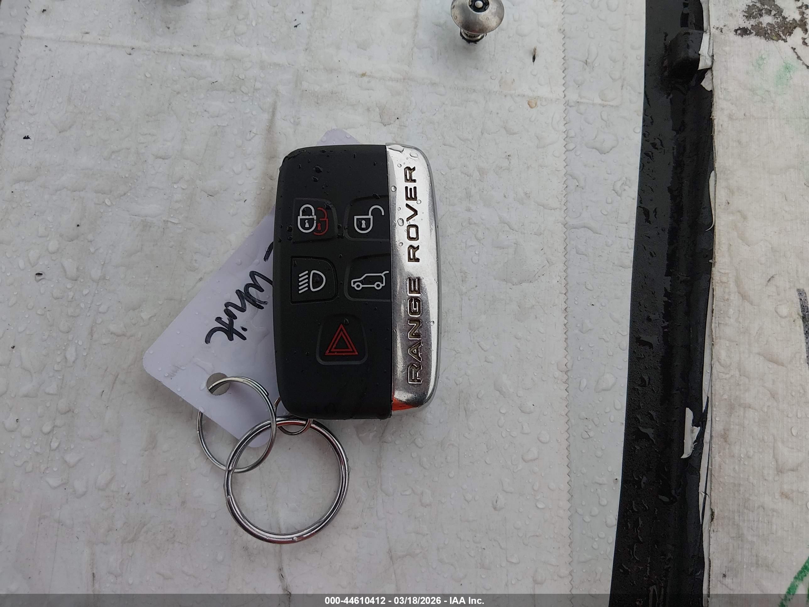 LAND ROVER image 11