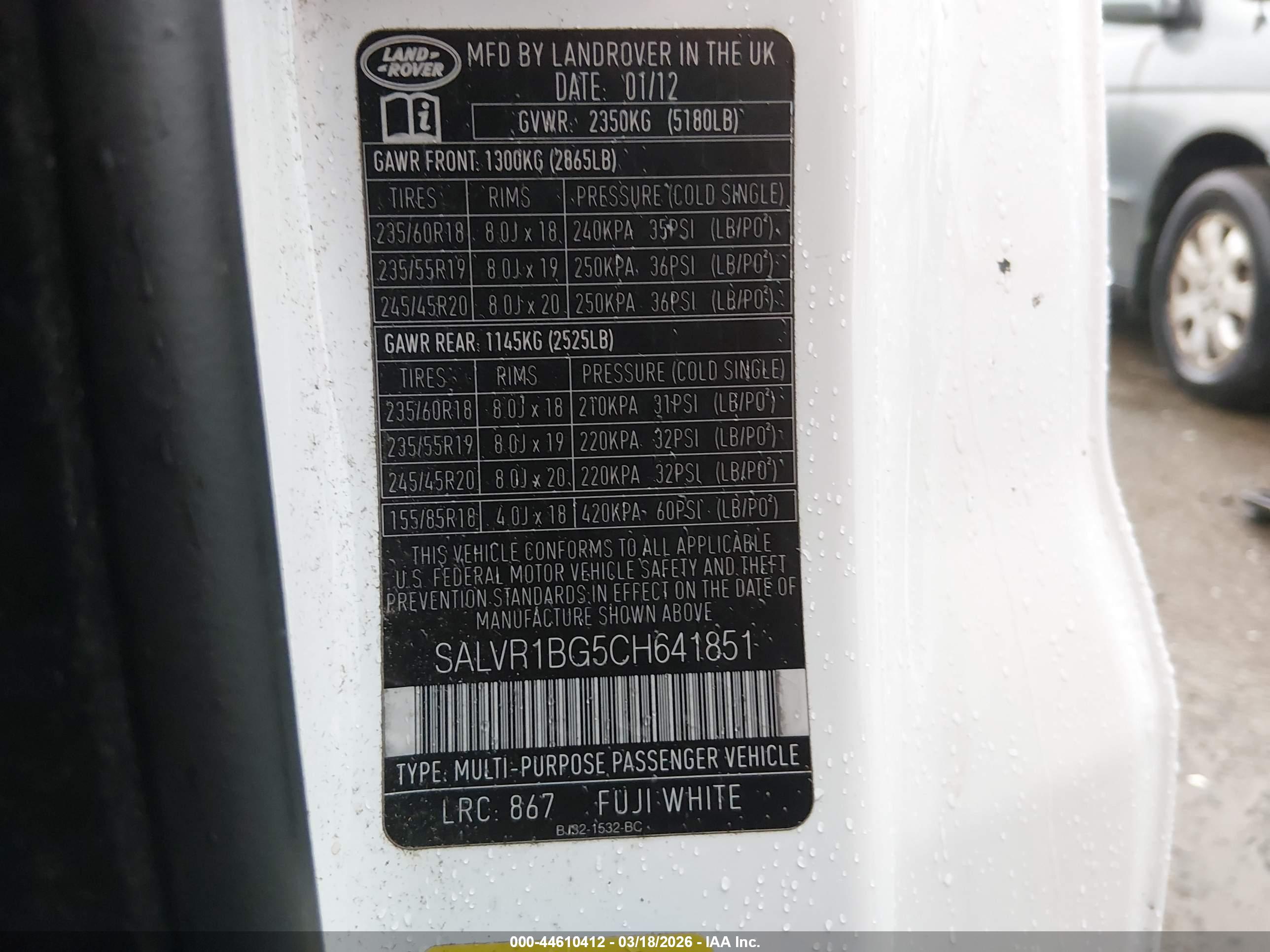 LAND ROVER image 9