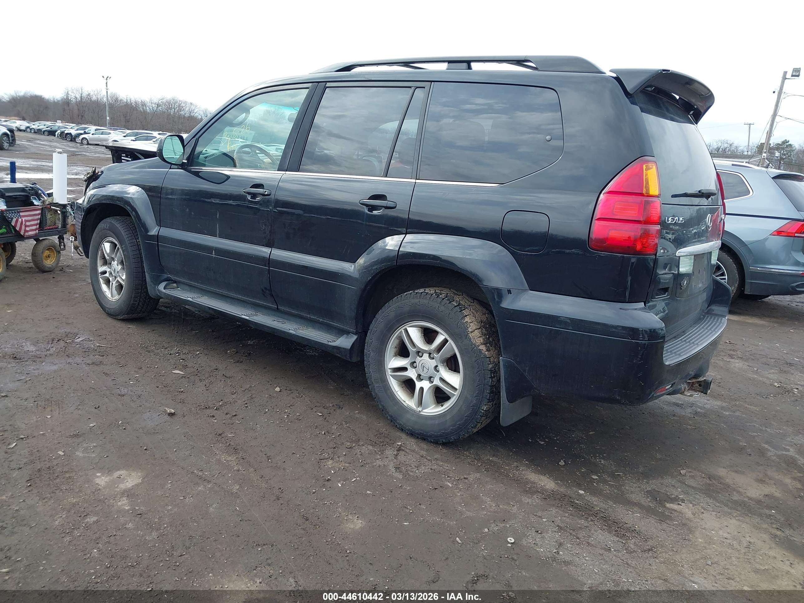 LEXUS GX image 3