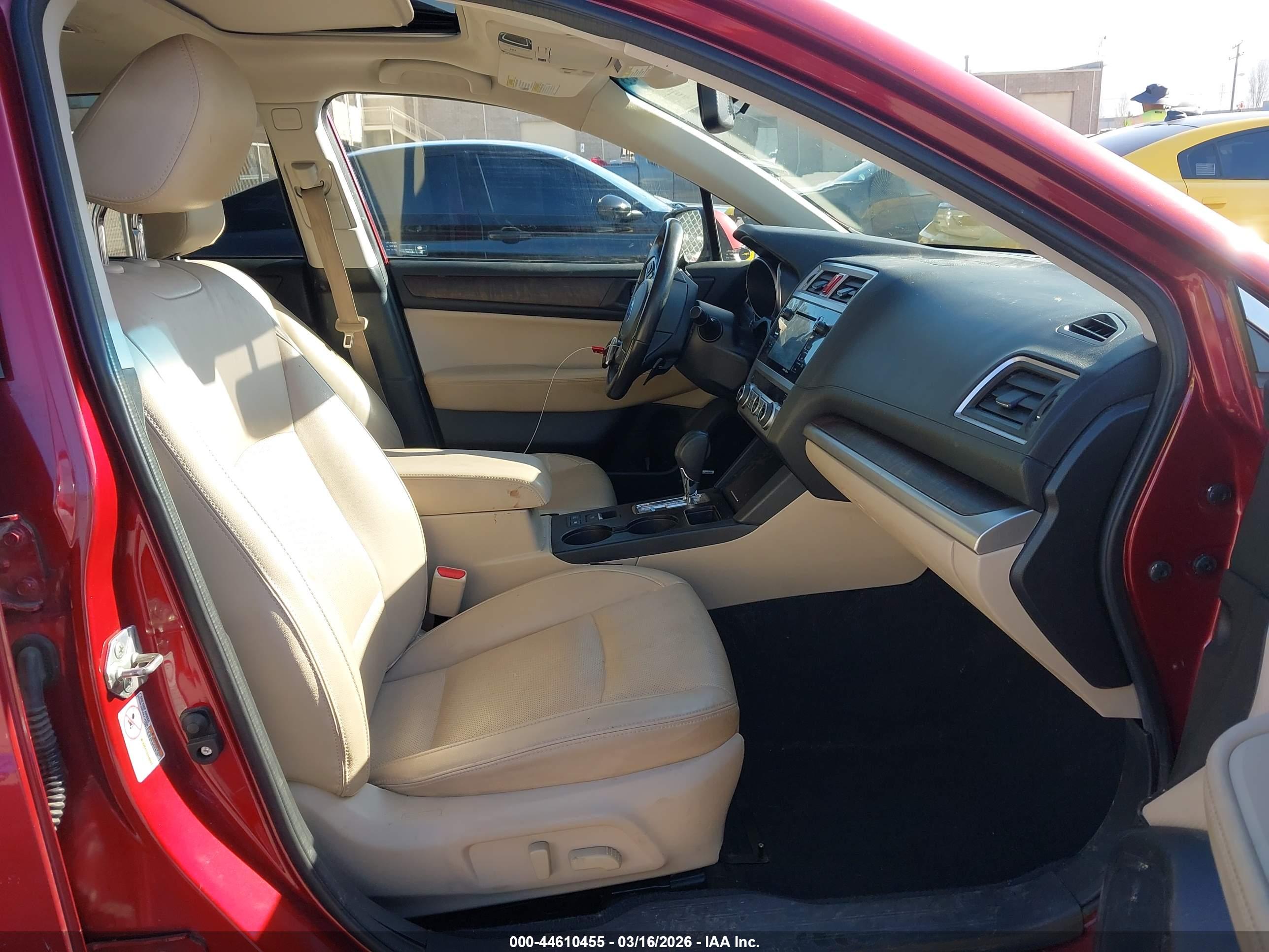 SUBARU OUTBACK image 5