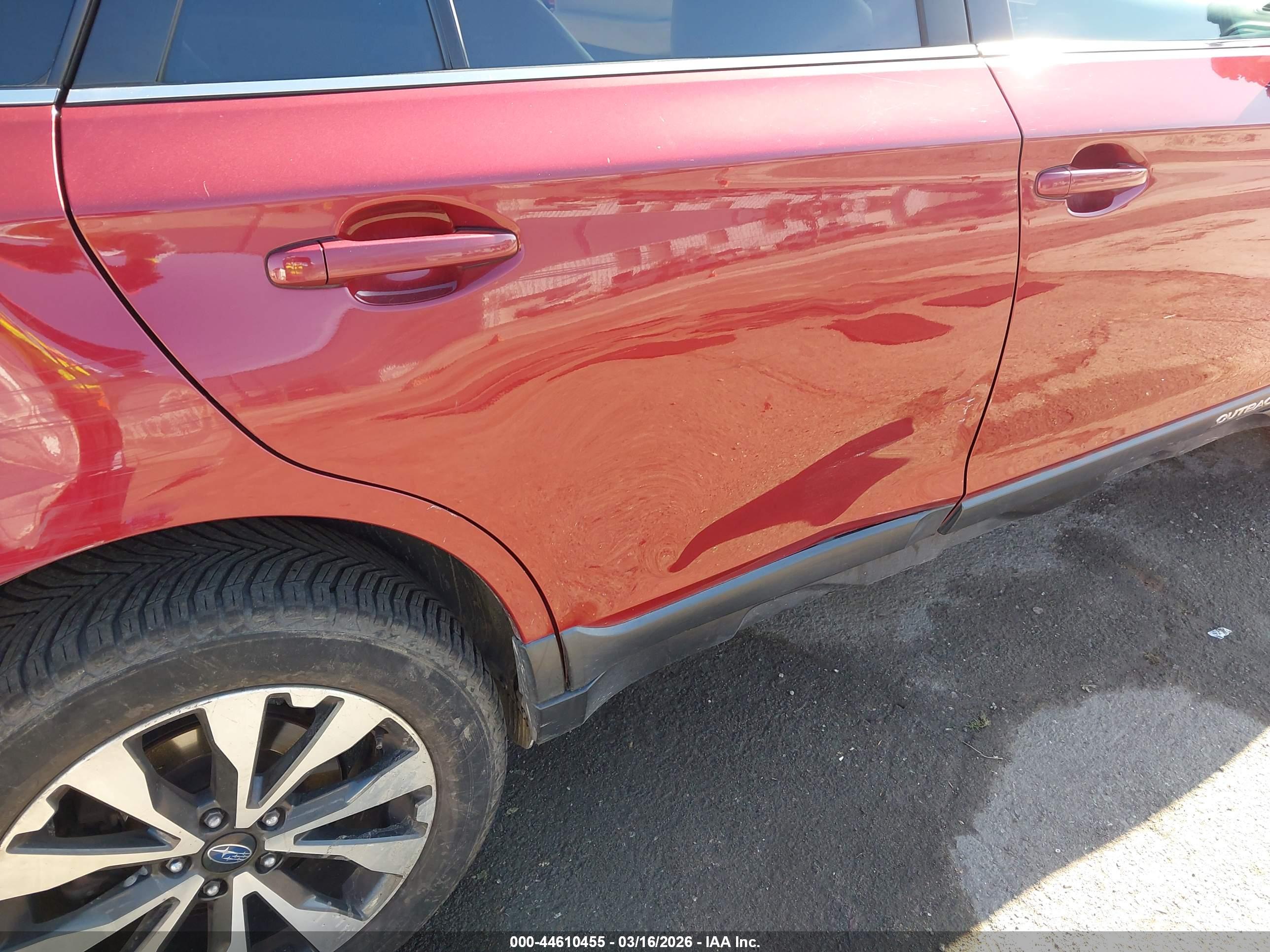 SUBARU OUTBACK image 6