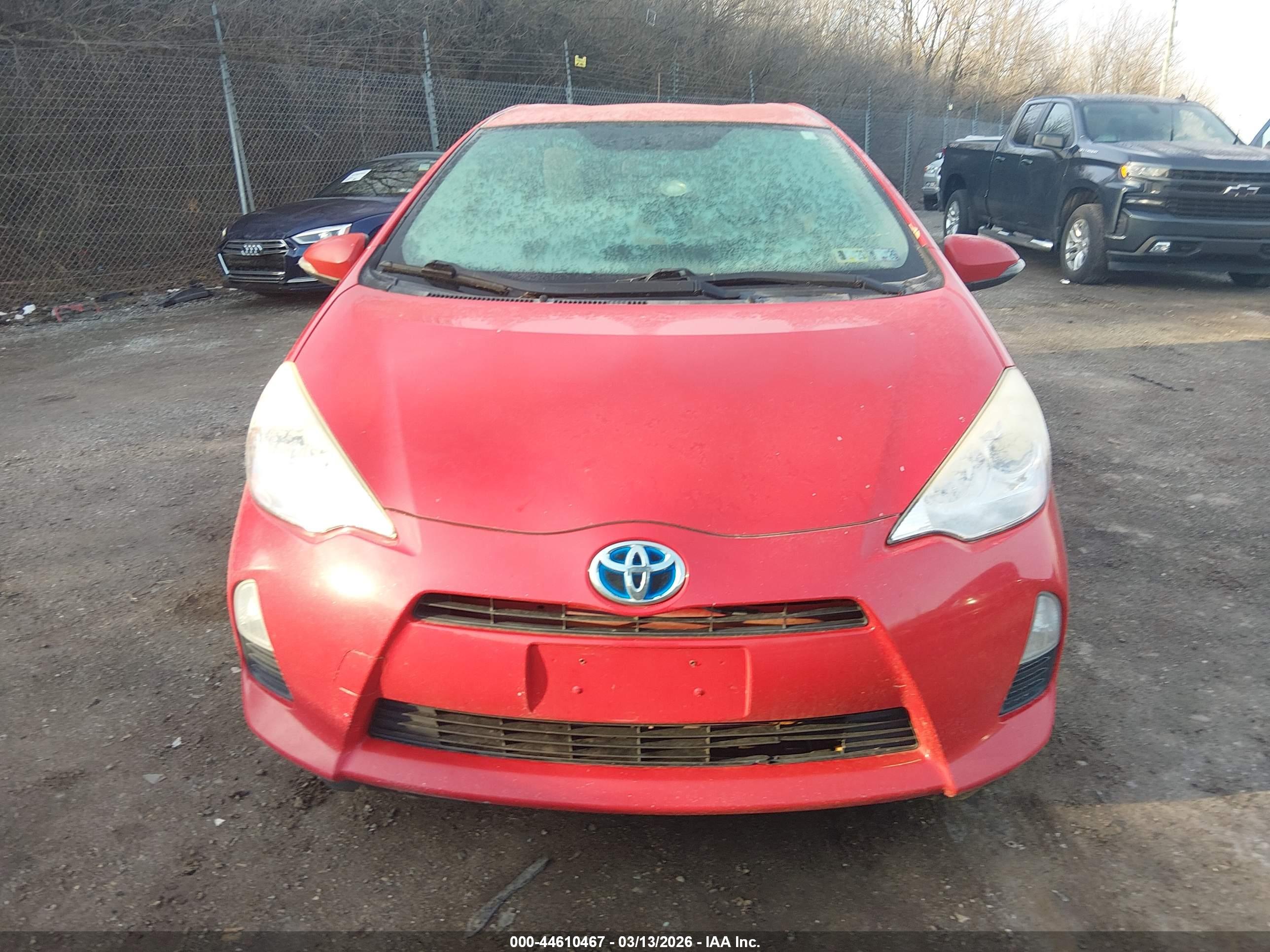 TOYOTA PRIUS image 6
