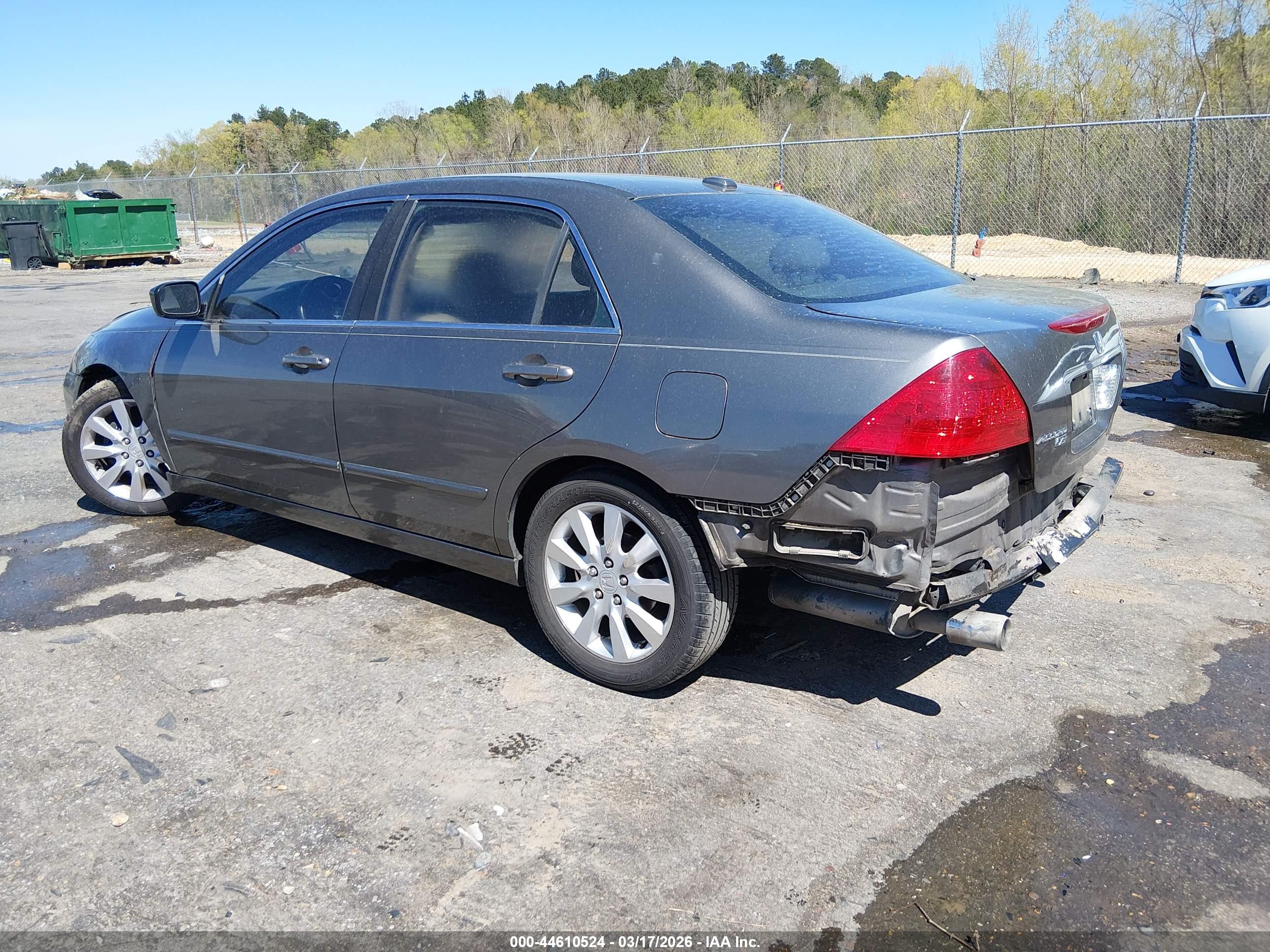 HONDA ACCORD image 3