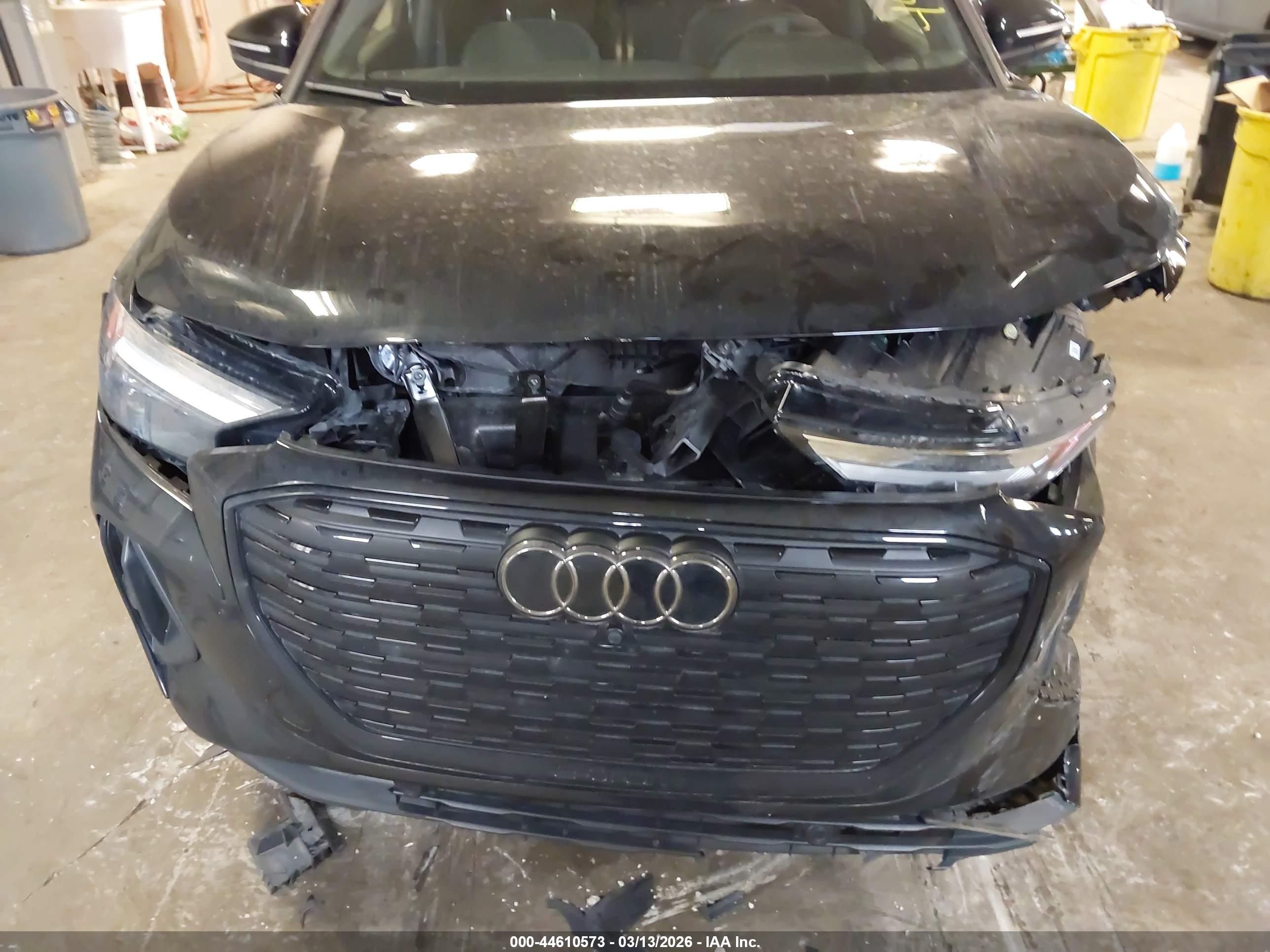 AUDI Q4 image 6