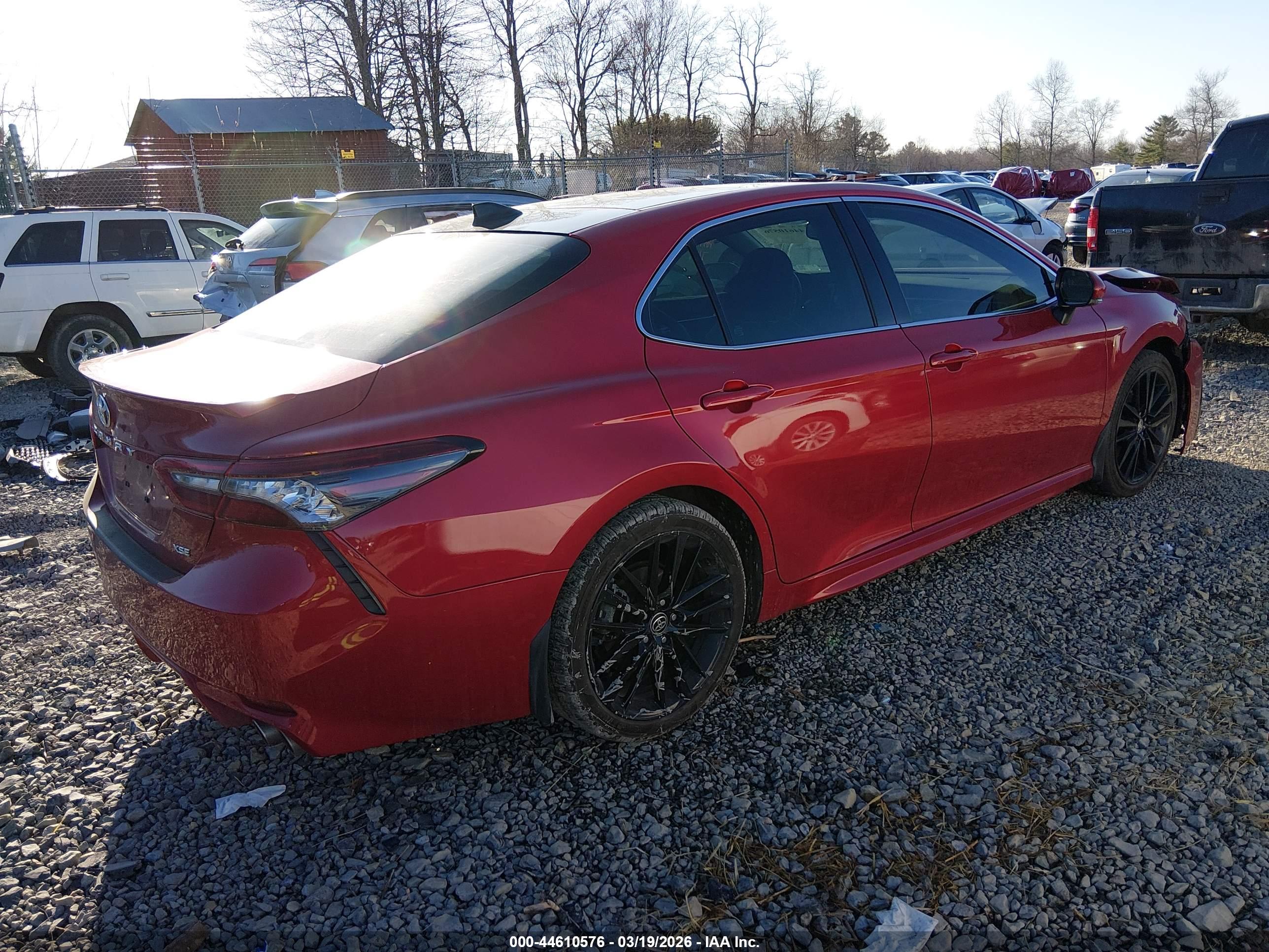 TOYOTA CAMRY image 4