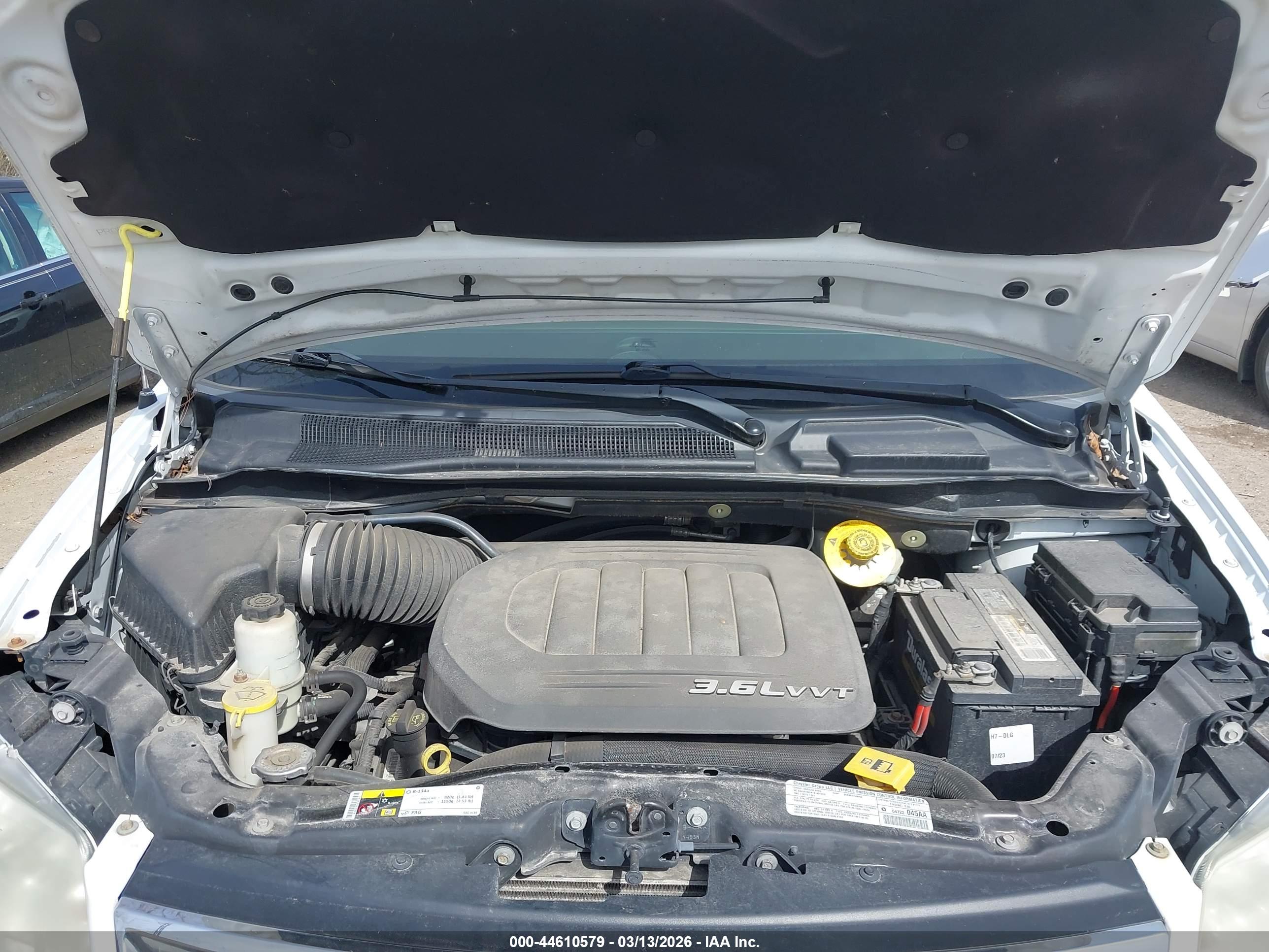CHRYSLER TOWN image 10