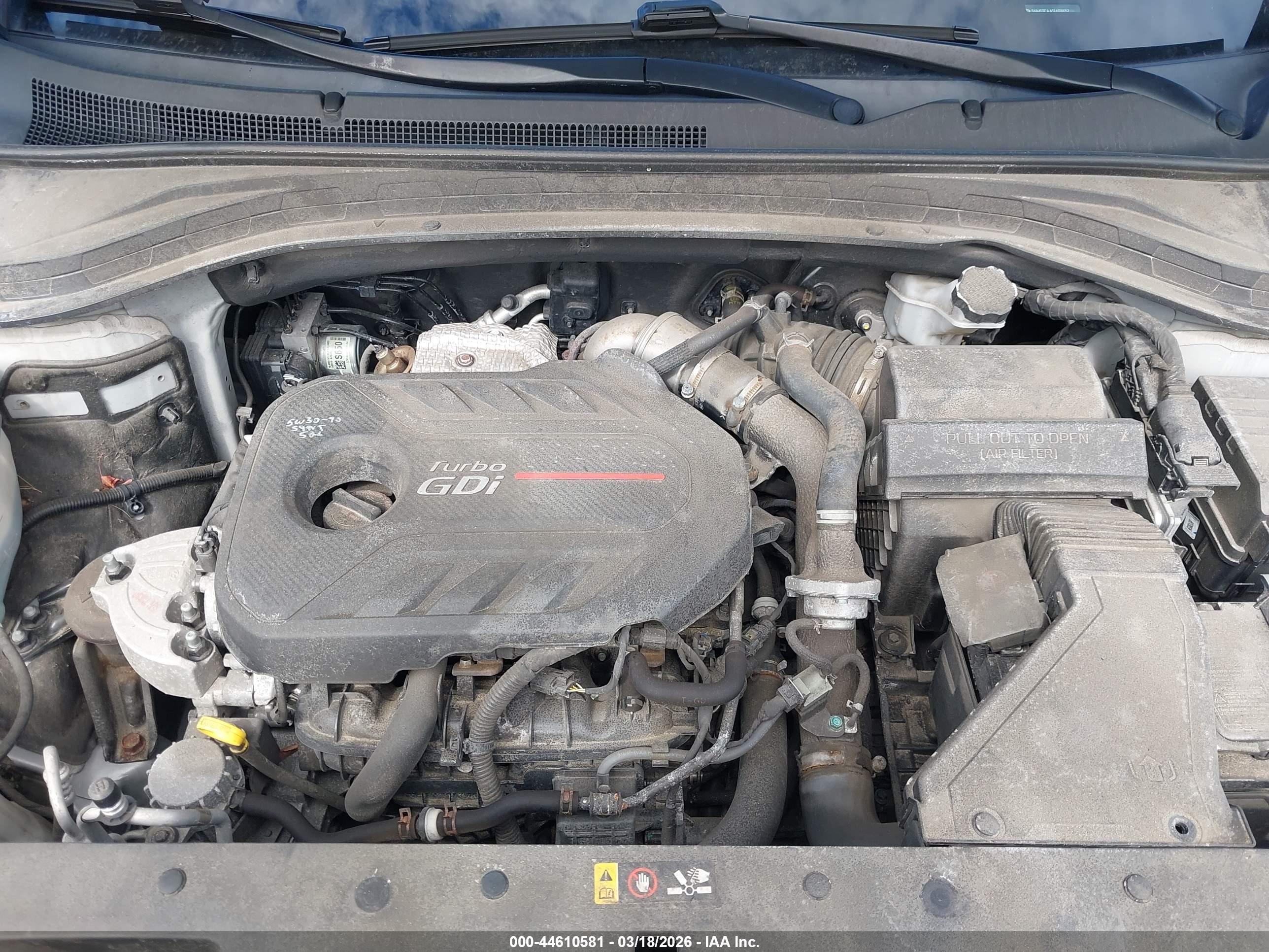 HYUNDAI SANTA image 10