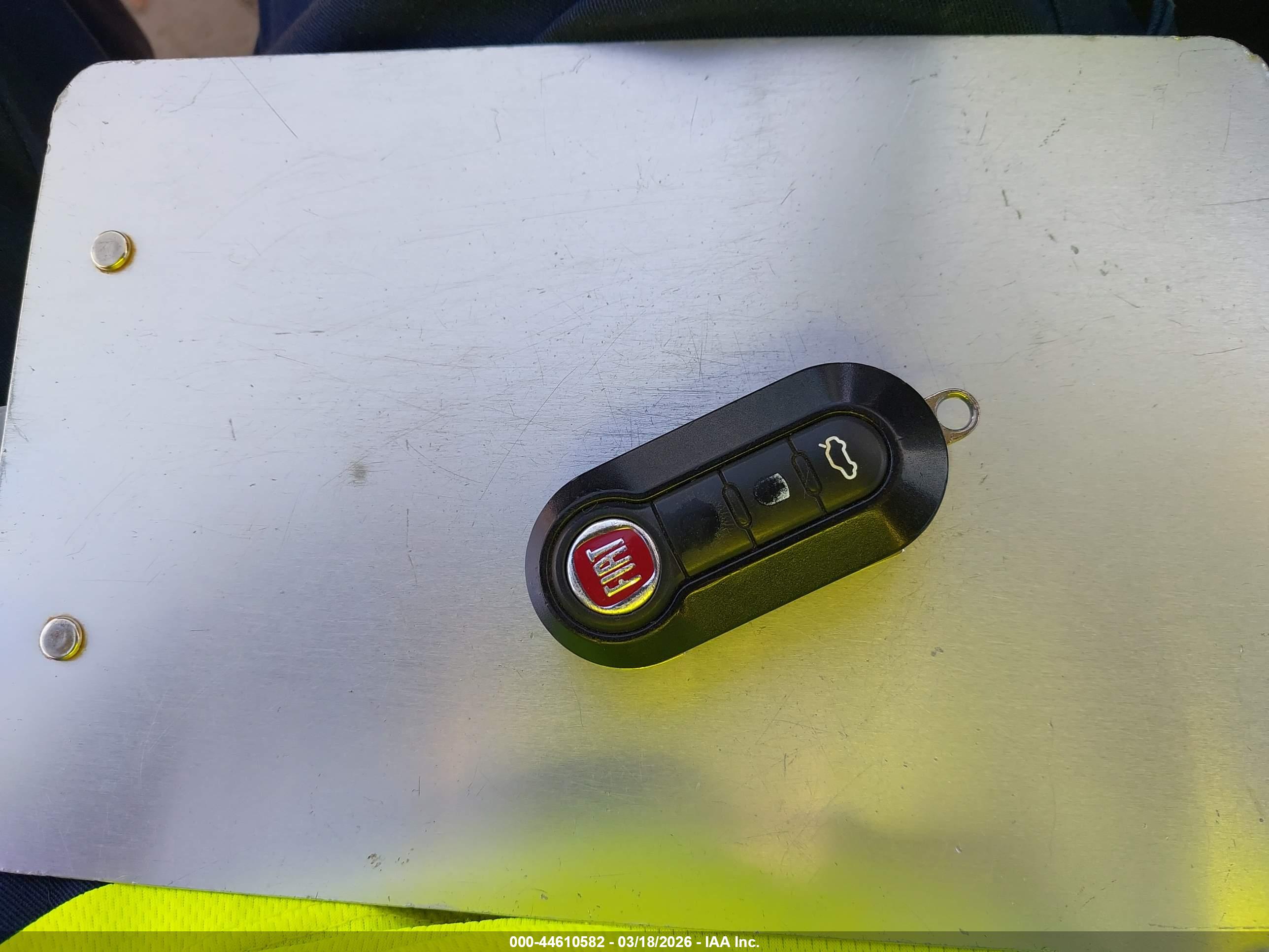 FIAT 500E image 11