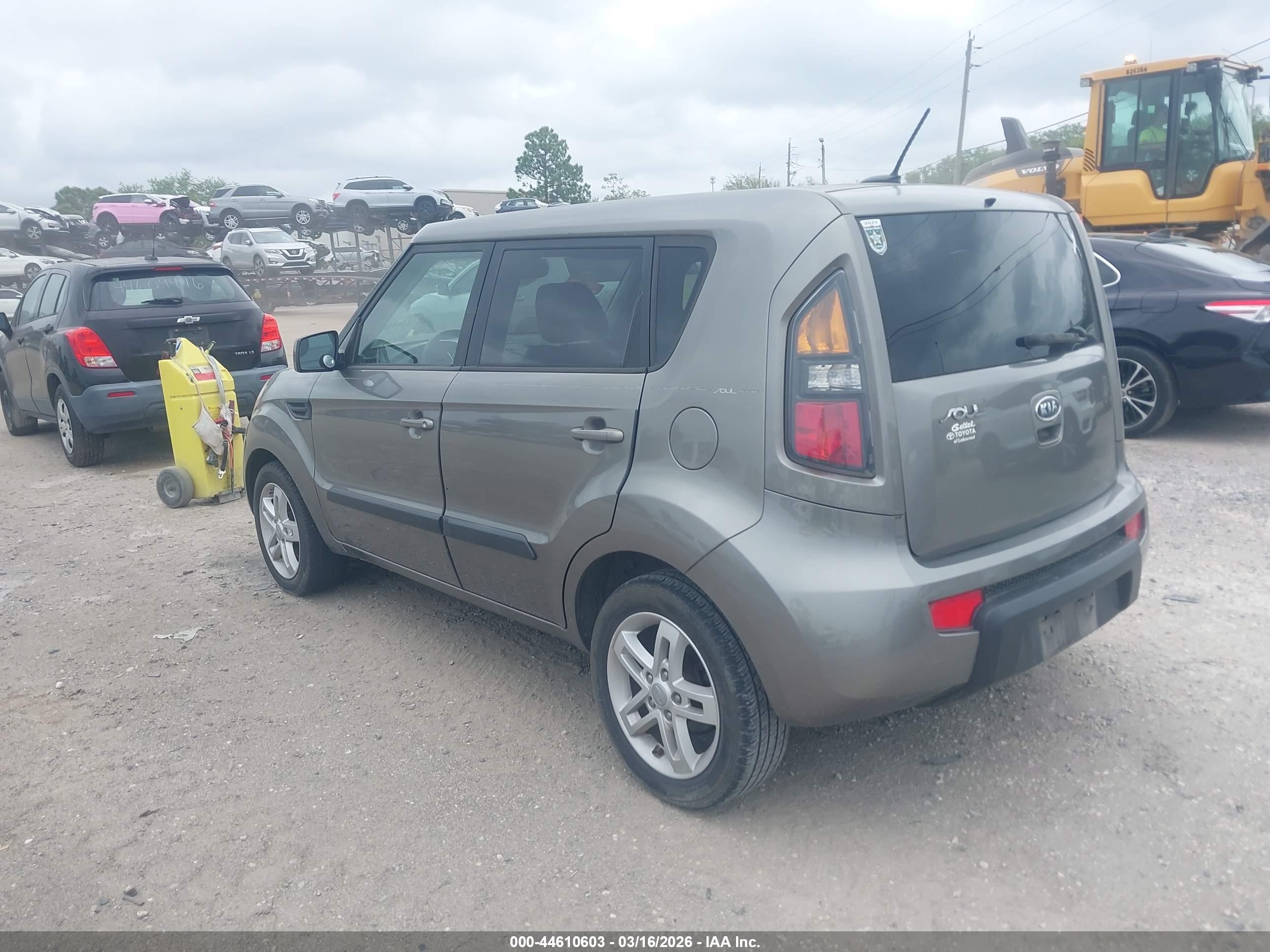 KIA SOUL image 3