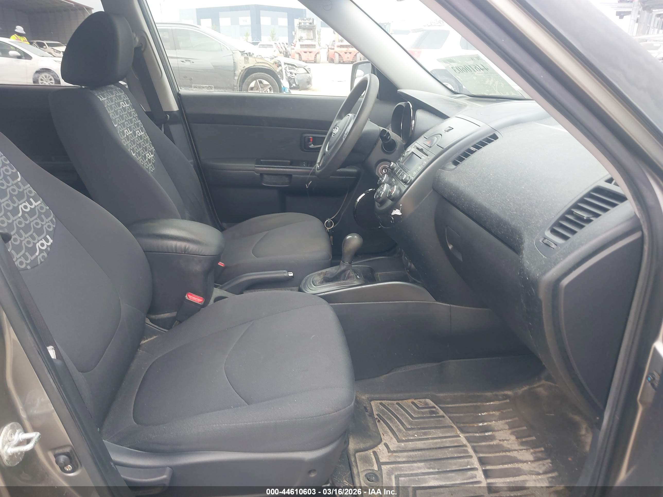 KIA SOUL image 5