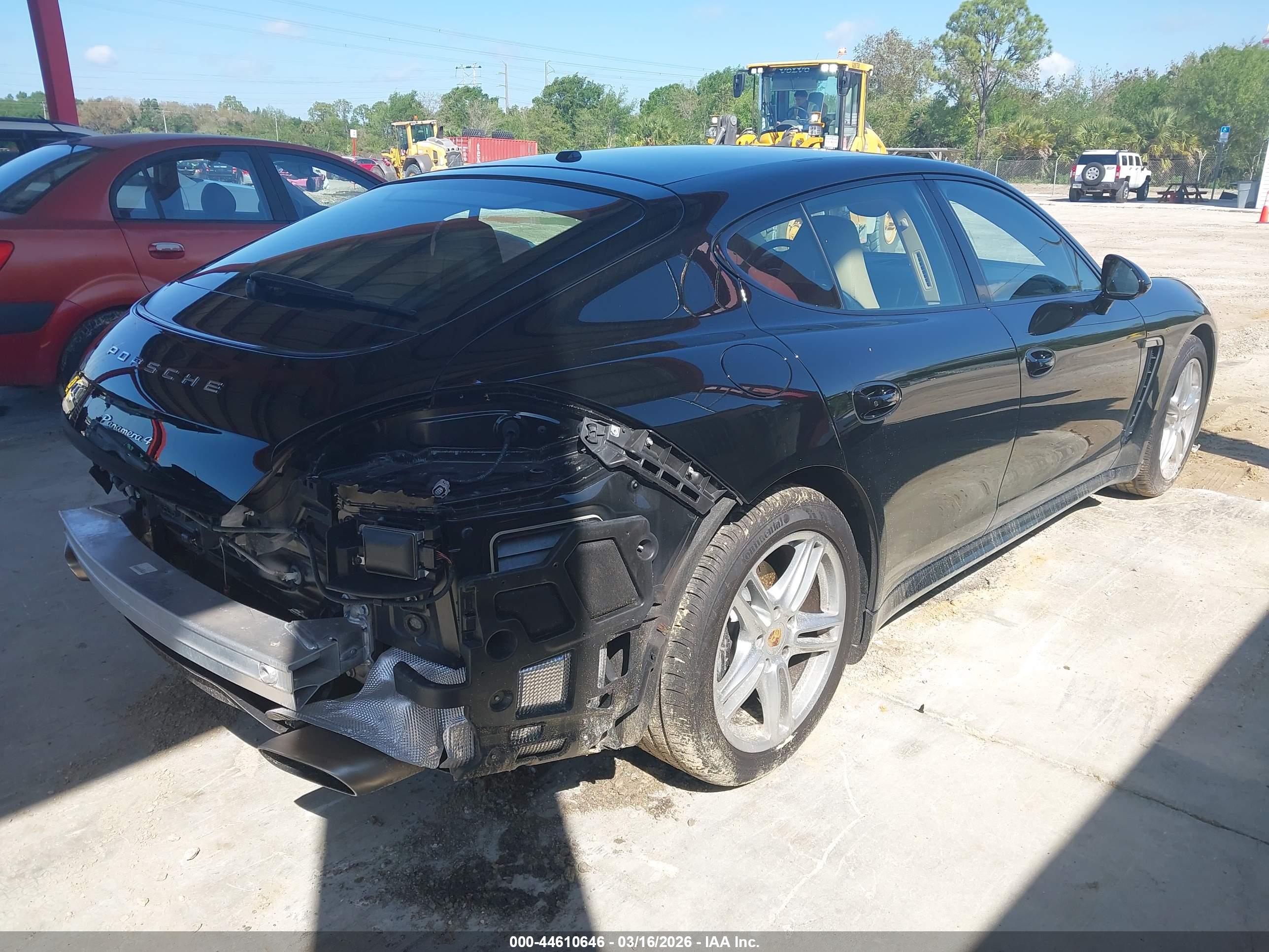 PORSCHE PANAMERA image 4