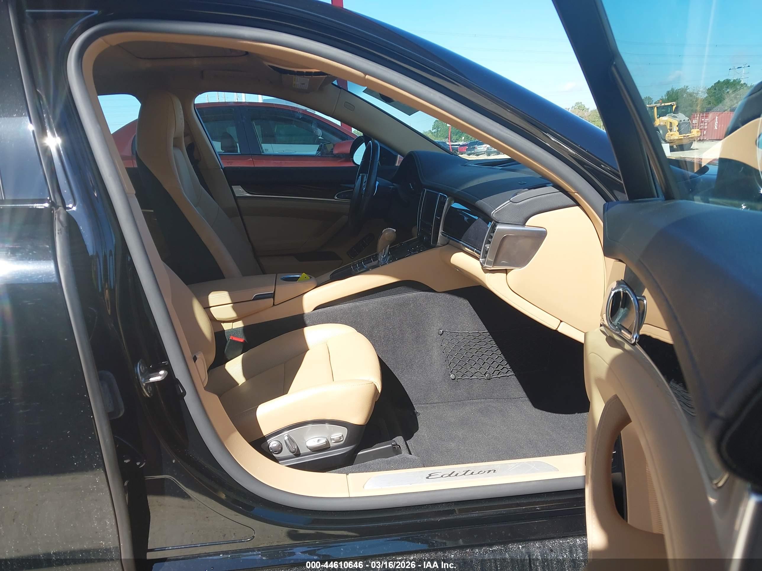 PORSCHE PANAMERA image 5