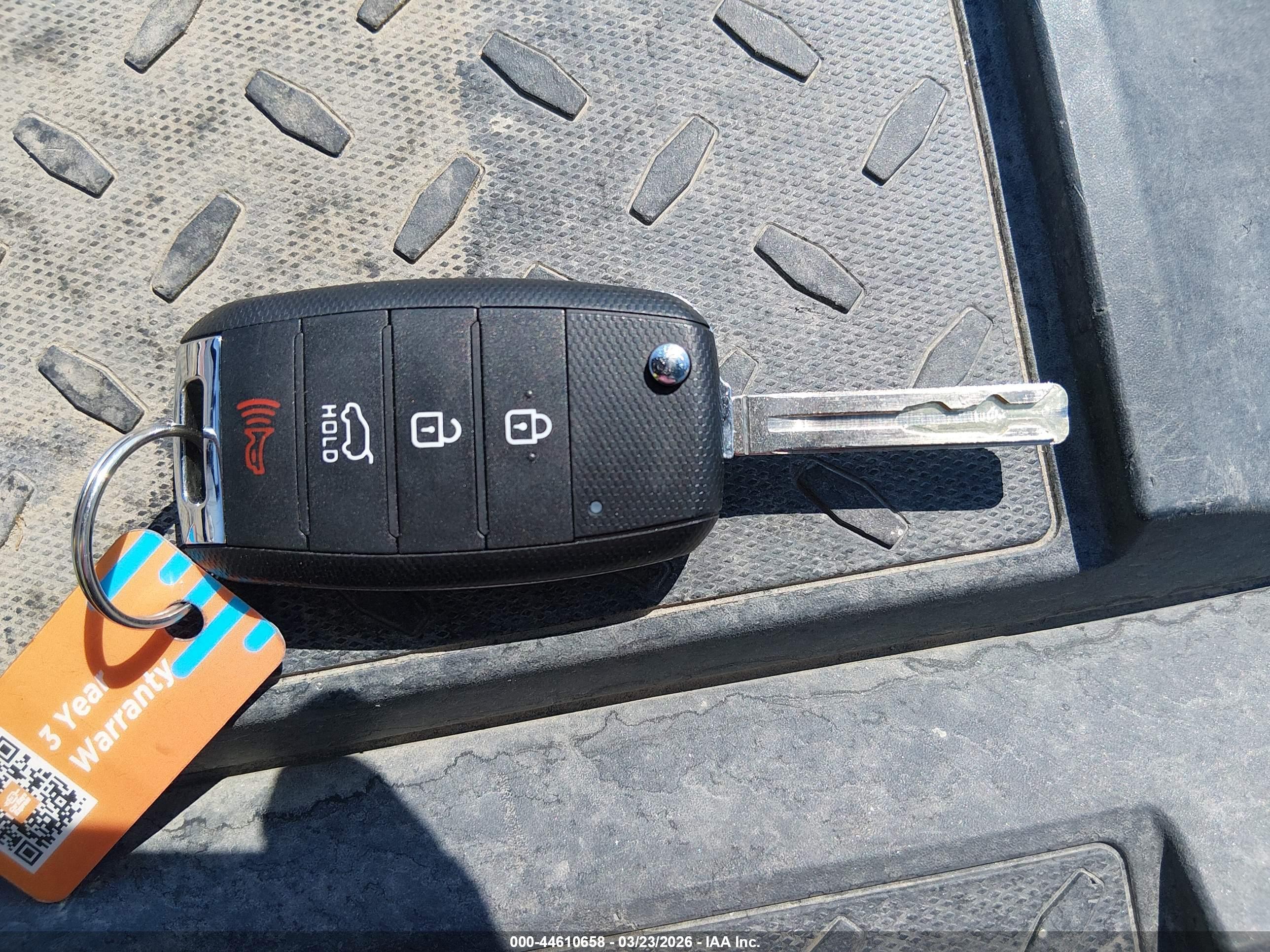 KIA SPORTAGE image 11
