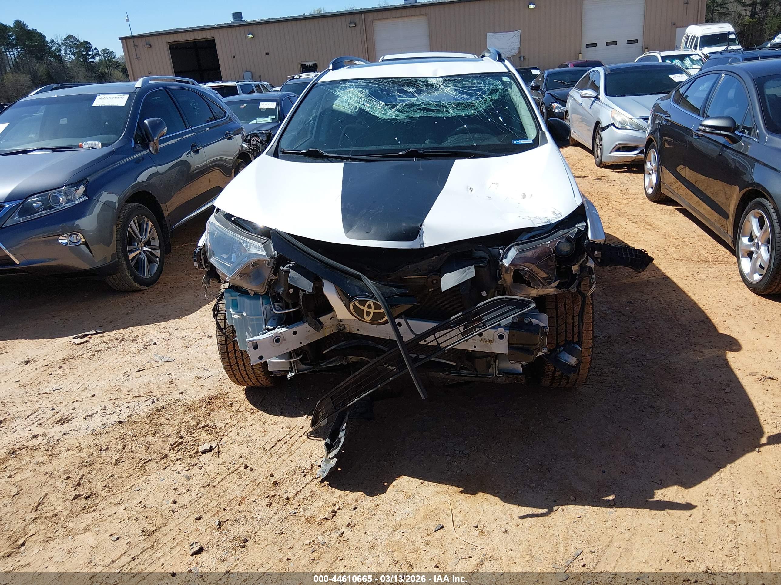 TOYOTA RAV4 image 6