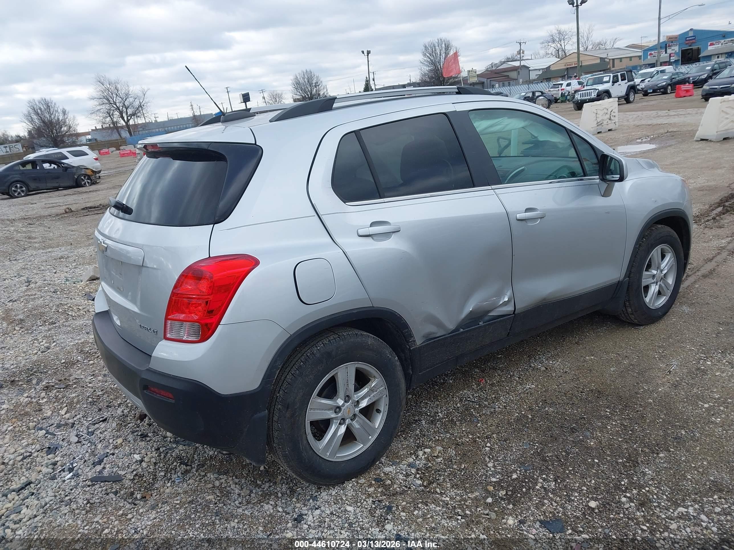 CHEVROLET TRAX image 4