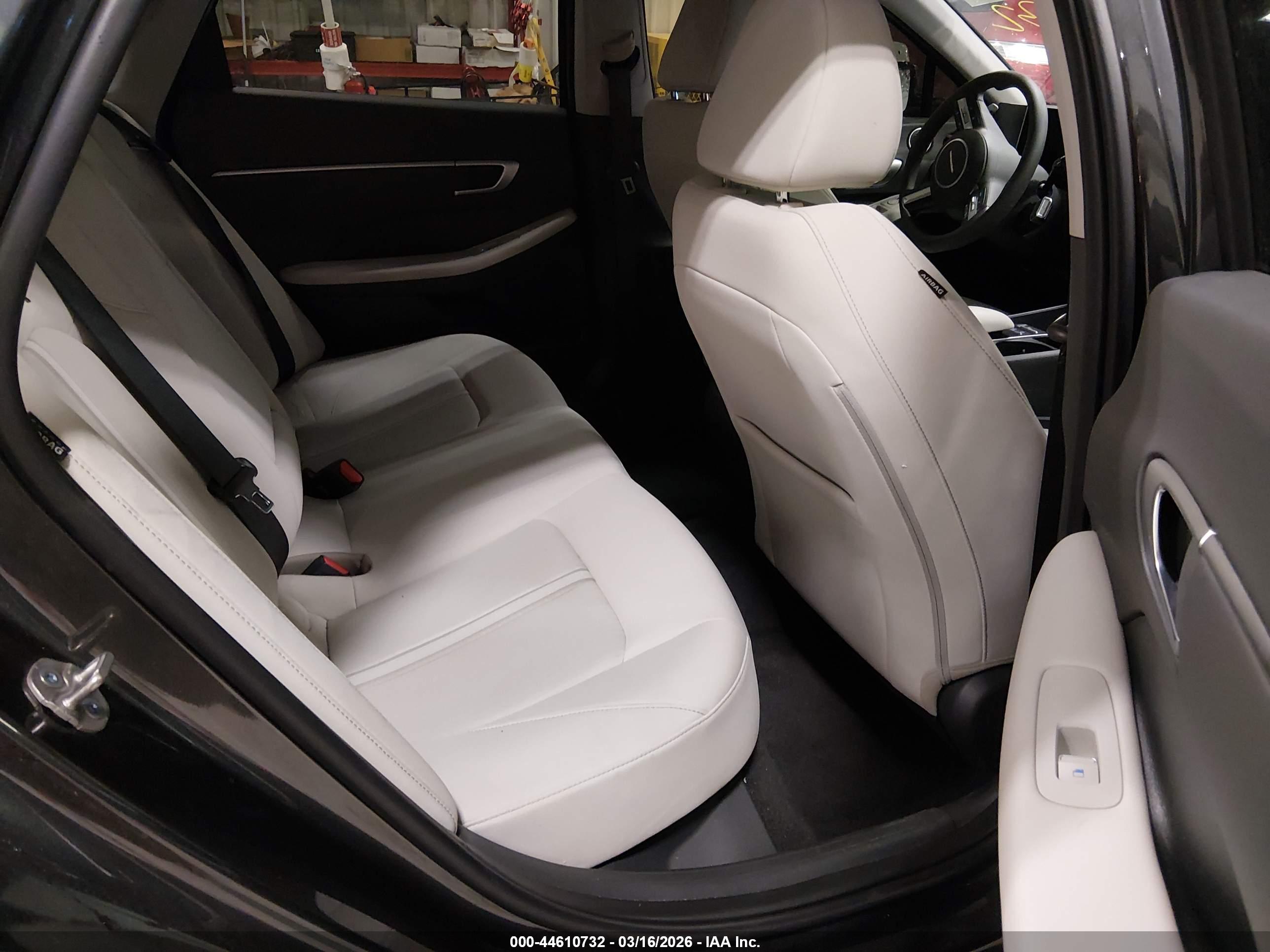 HYUNDAI SONATA image 8