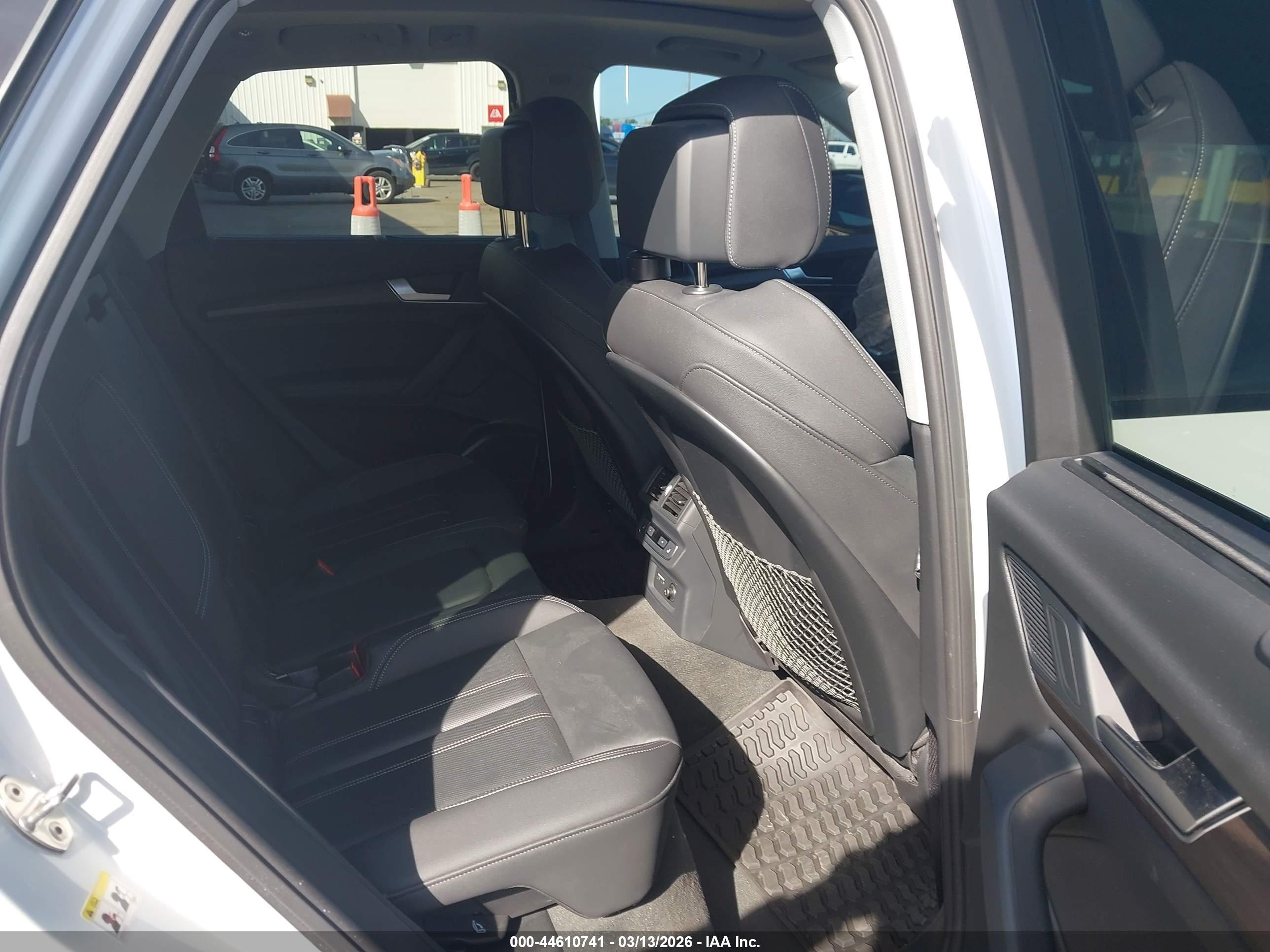 AUDI Q5 image 8