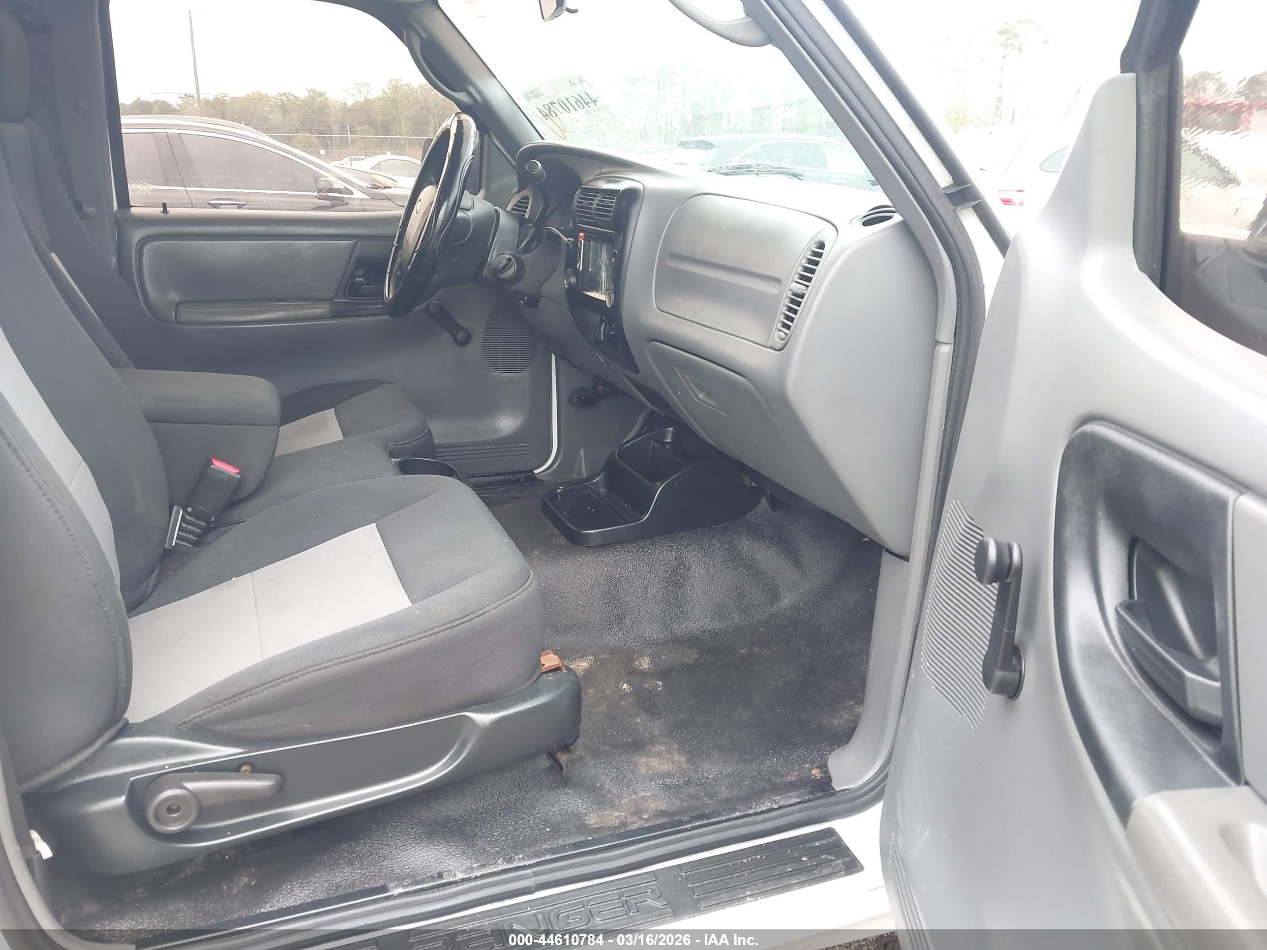 FORD RANGER image 5