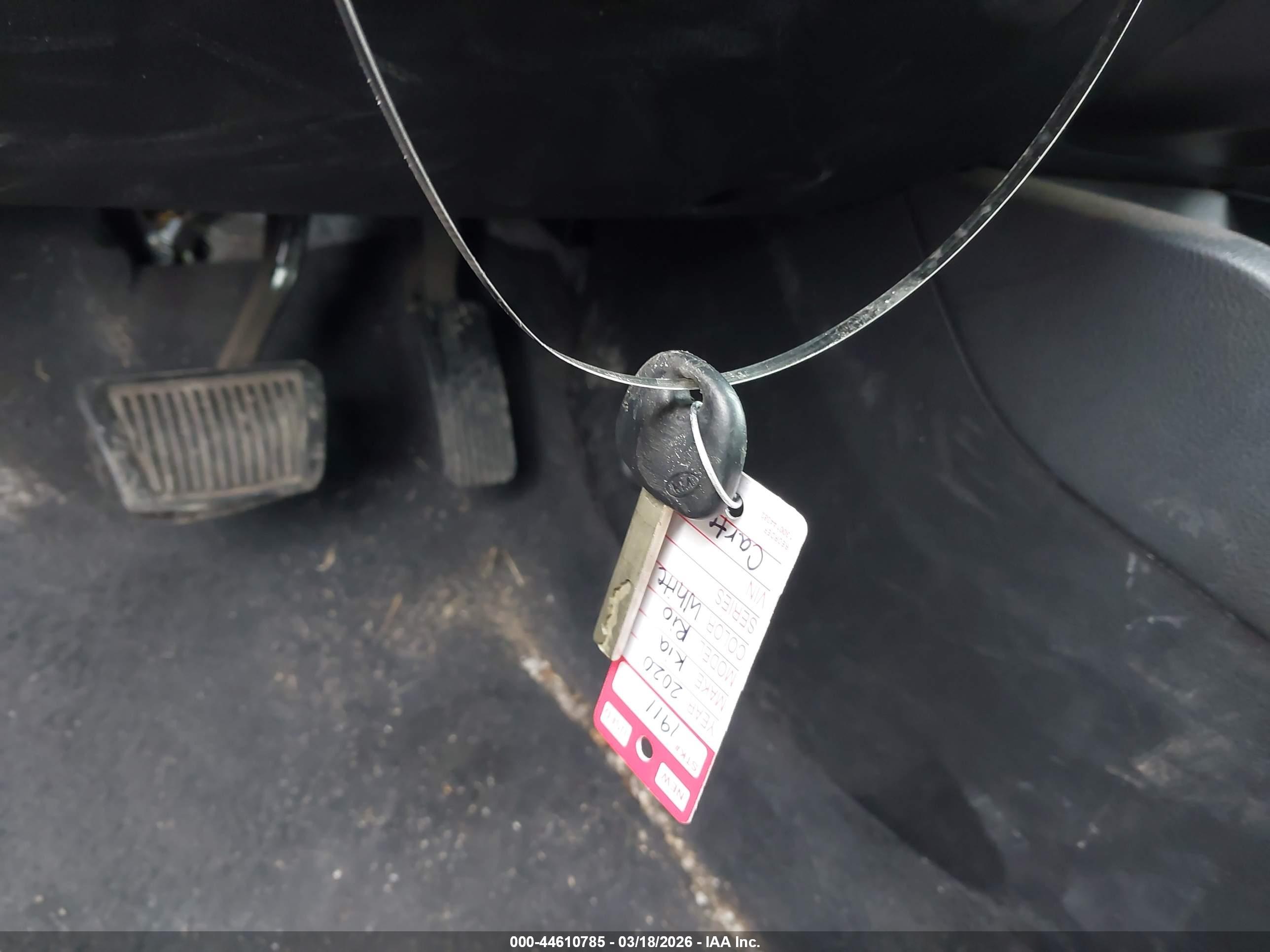KIA RIO image 11