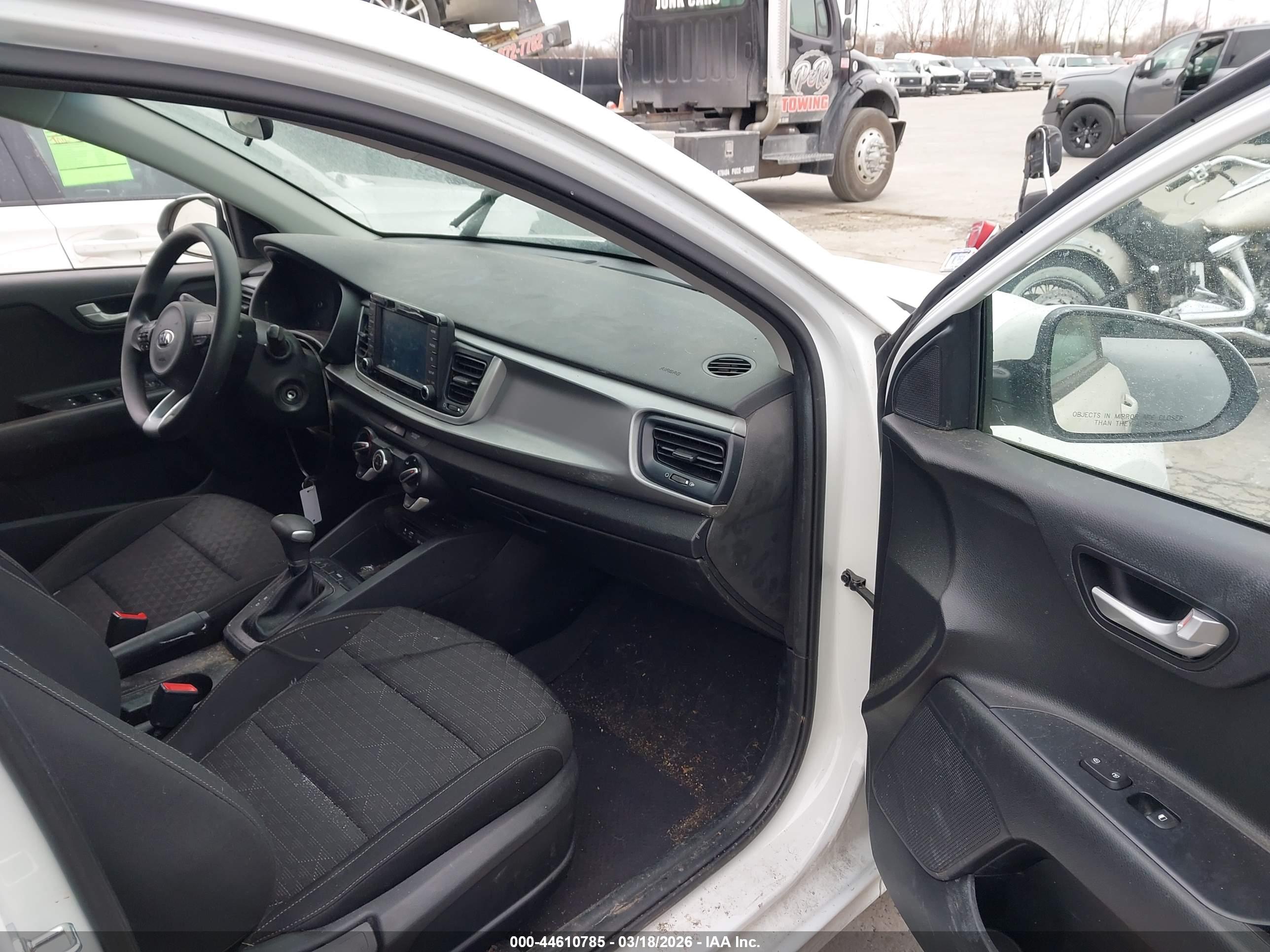KIA RIO image 5