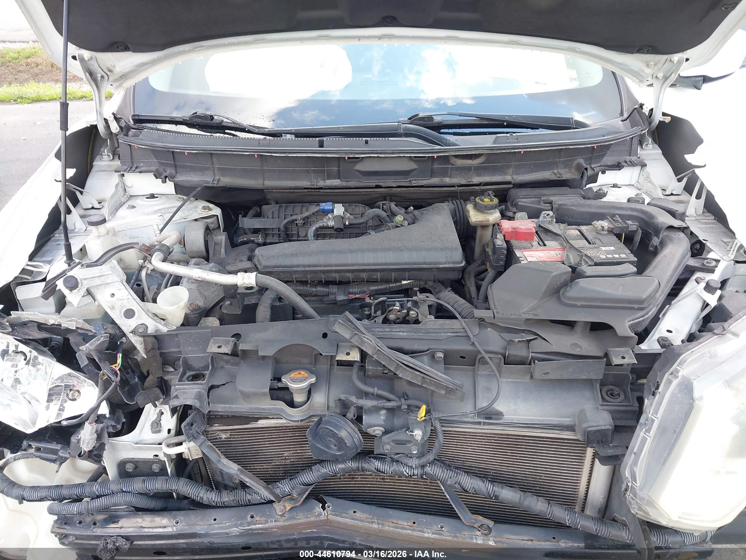 NISSAN ROGUE image 10