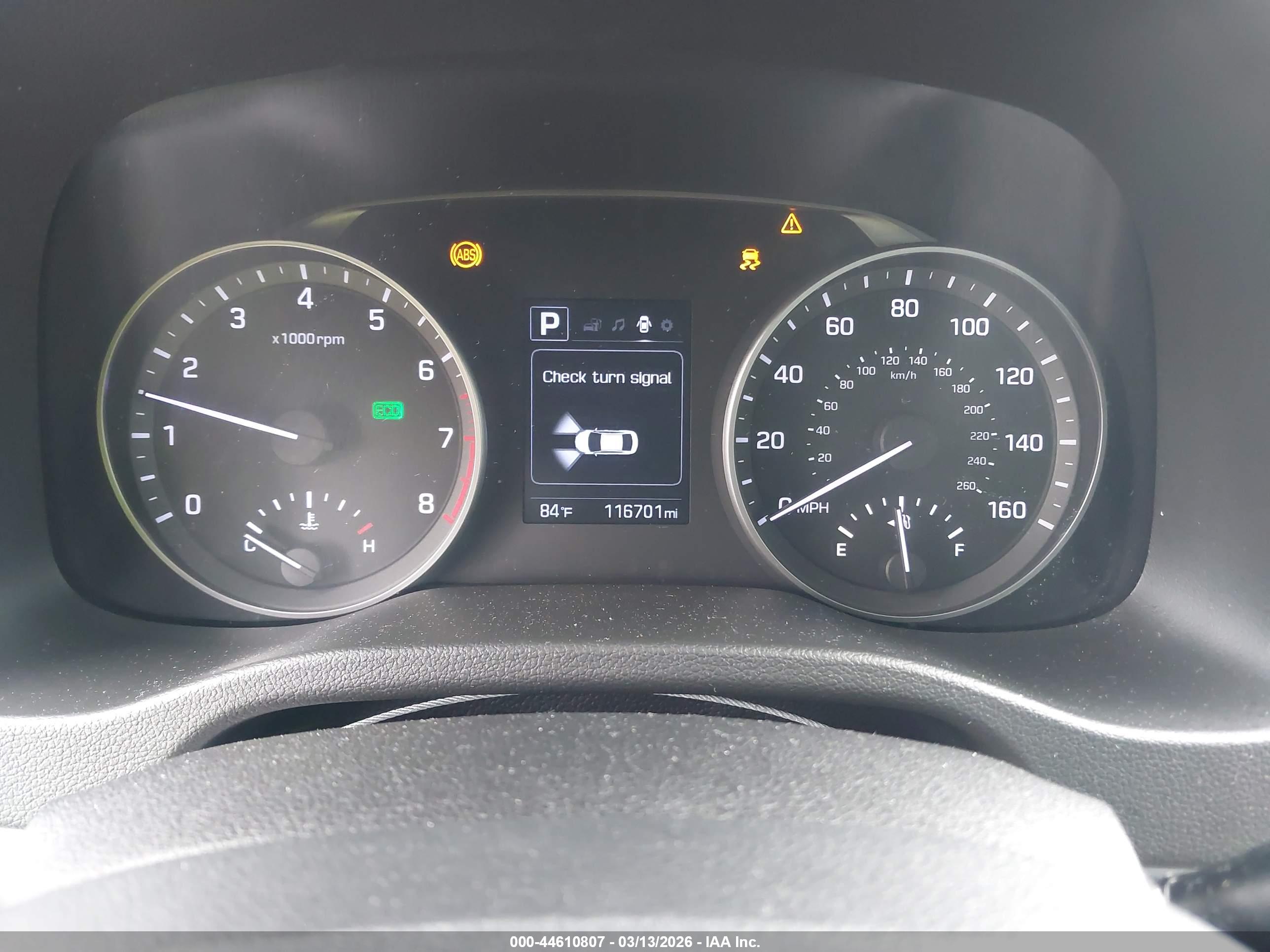 HYUNDAI ELANTRA image 7