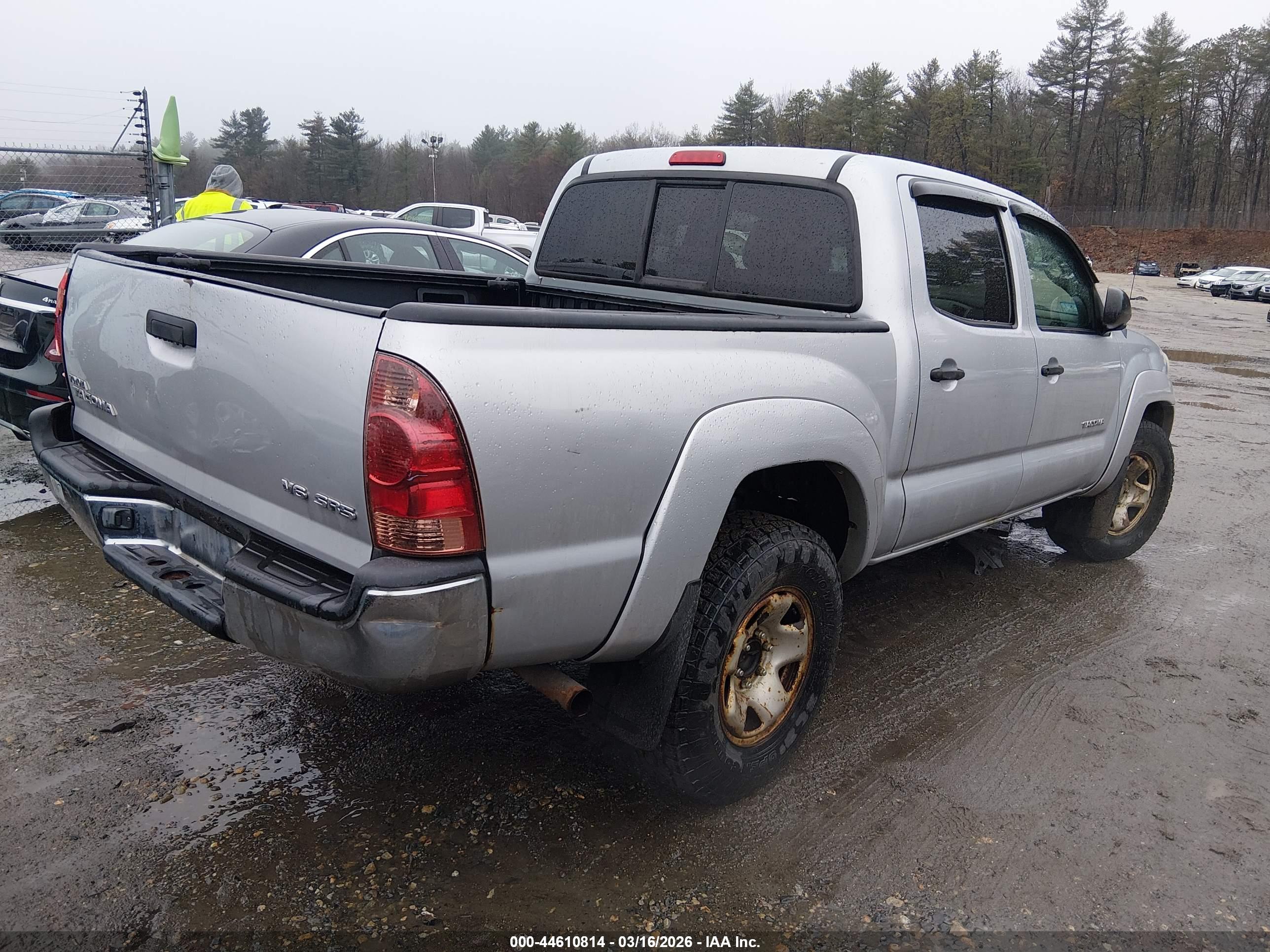 TOYOTA TACOMA image 4