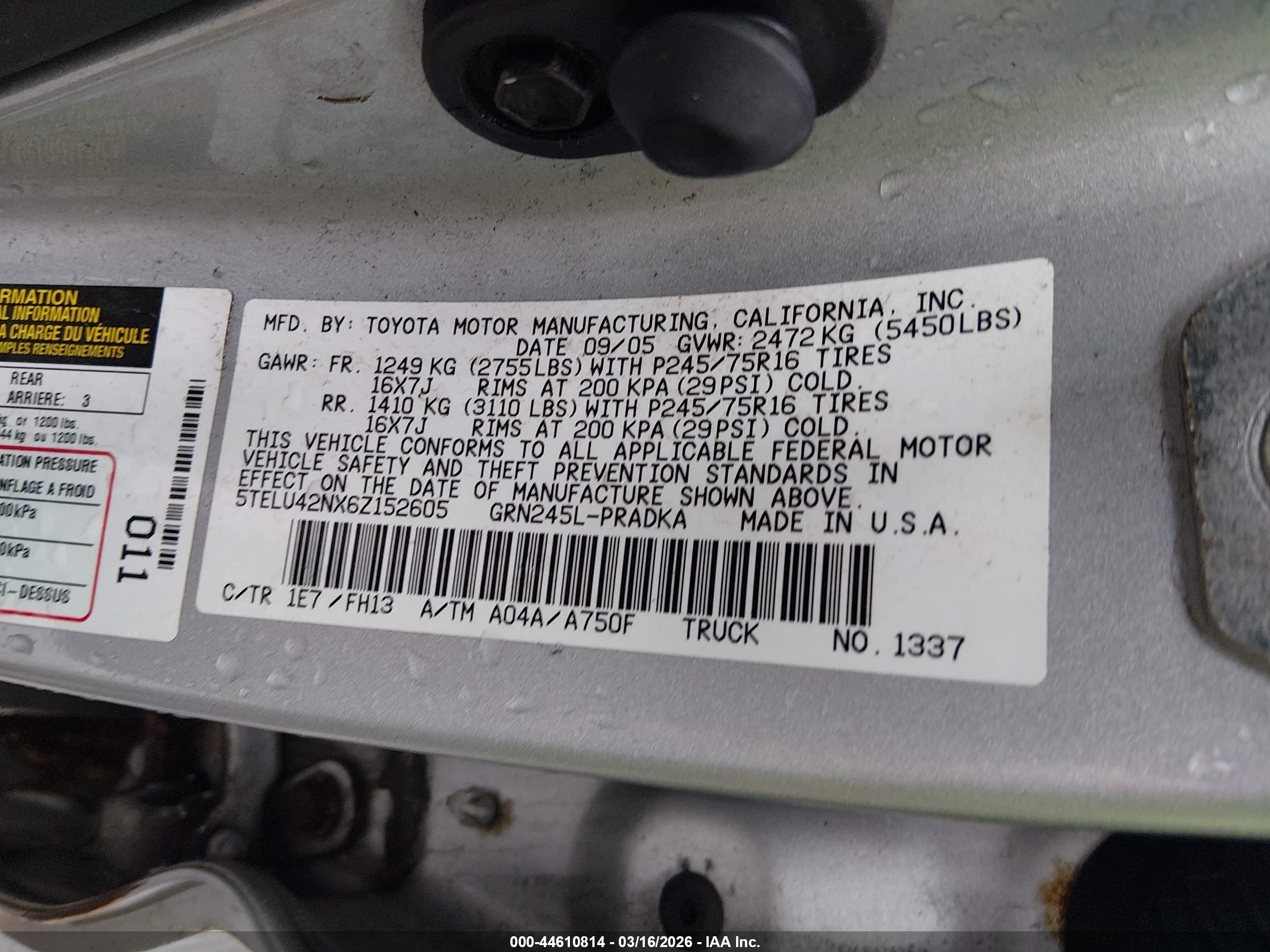 TOYOTA TACOMA image 9