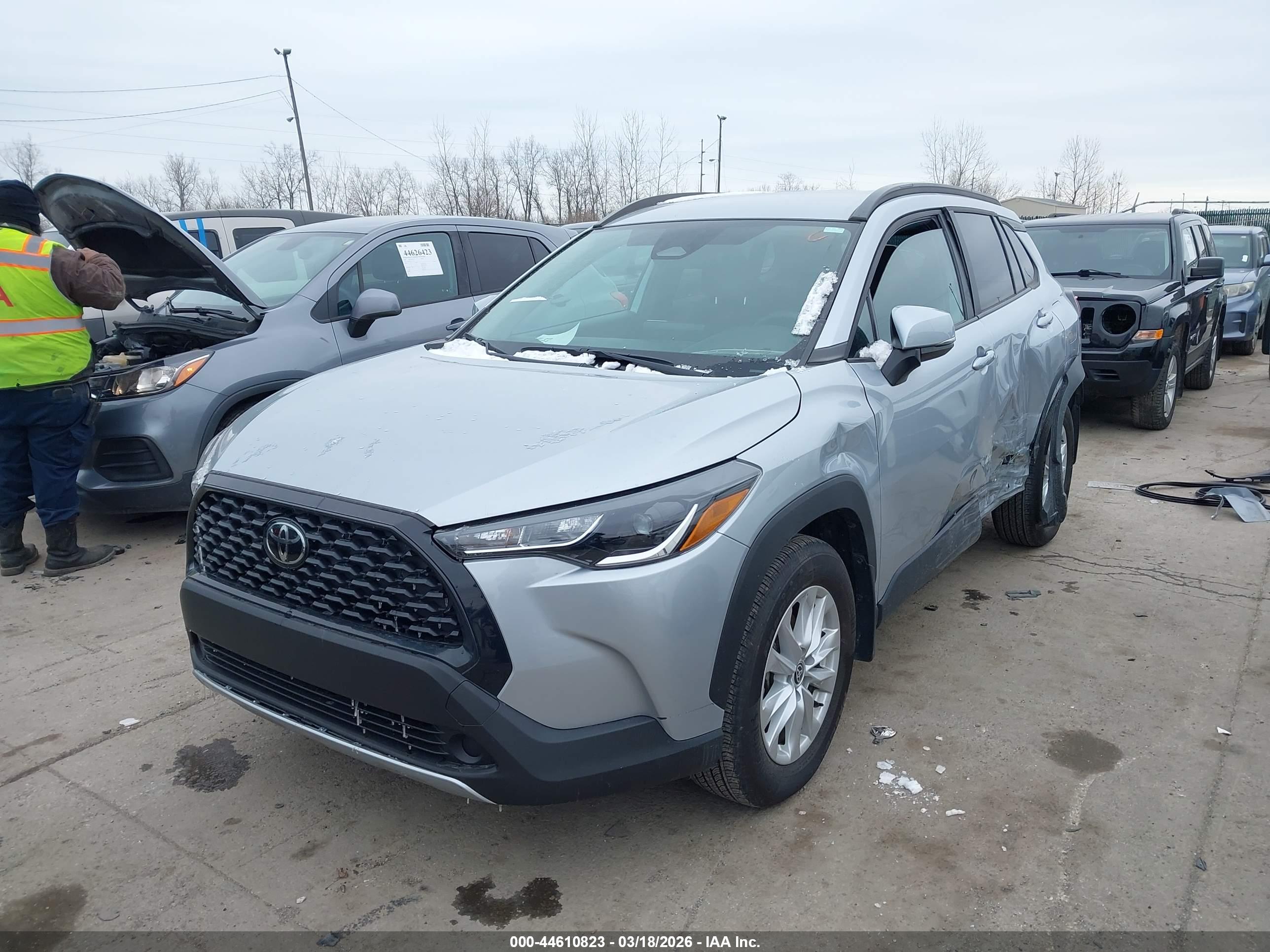 TOYOTA COROLLA image 2