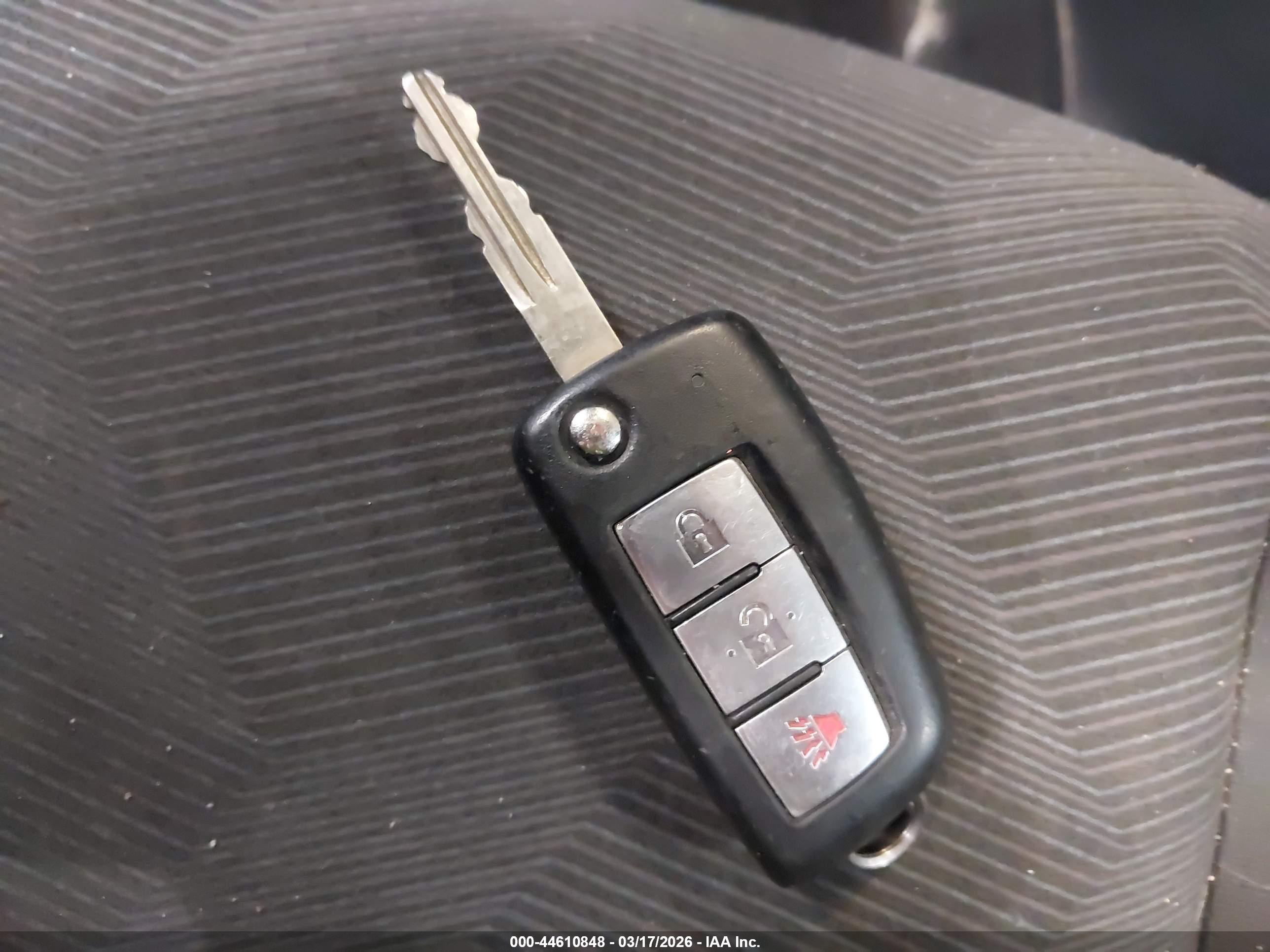 NISSAN ROGUE image 11