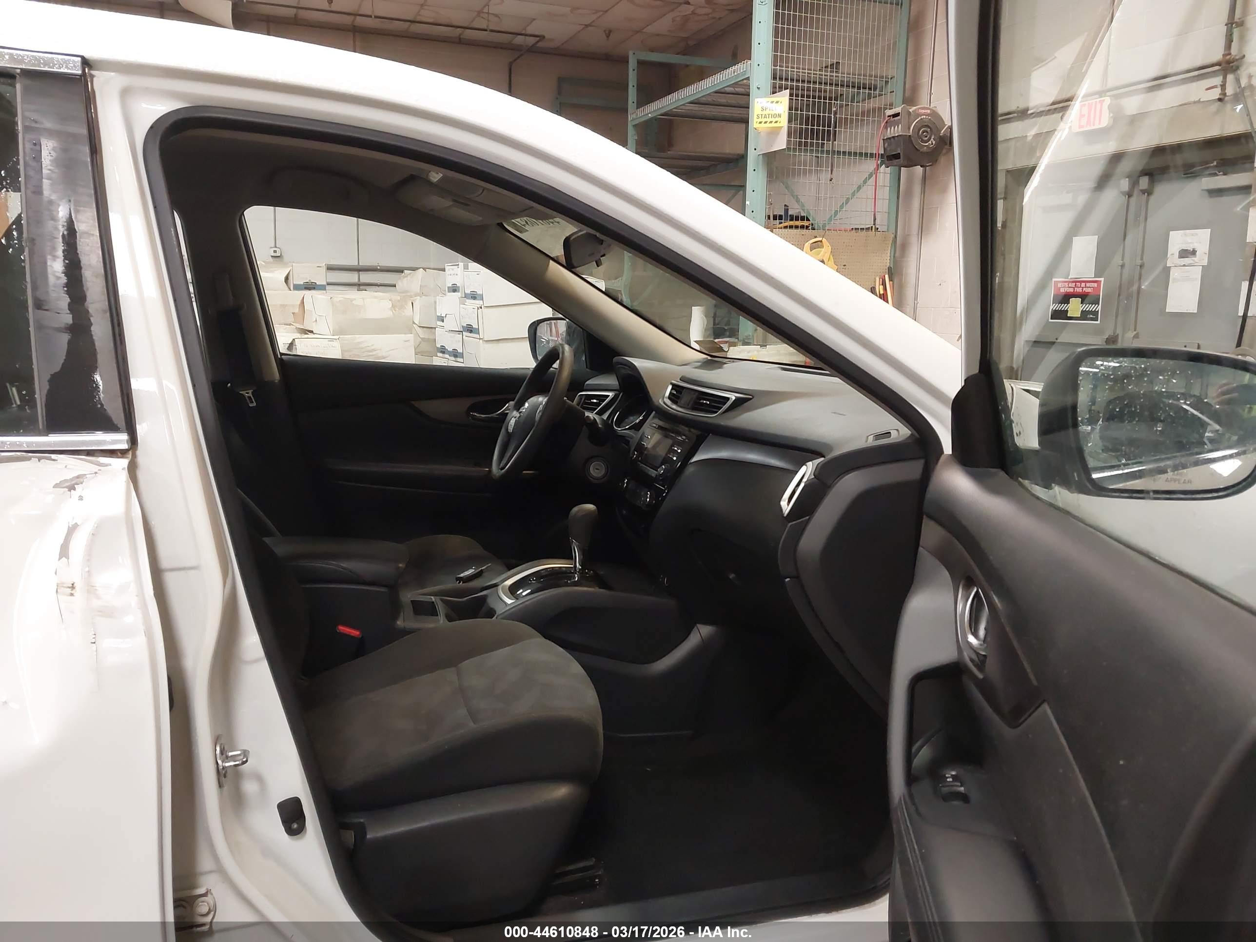 NISSAN ROGUE image 5