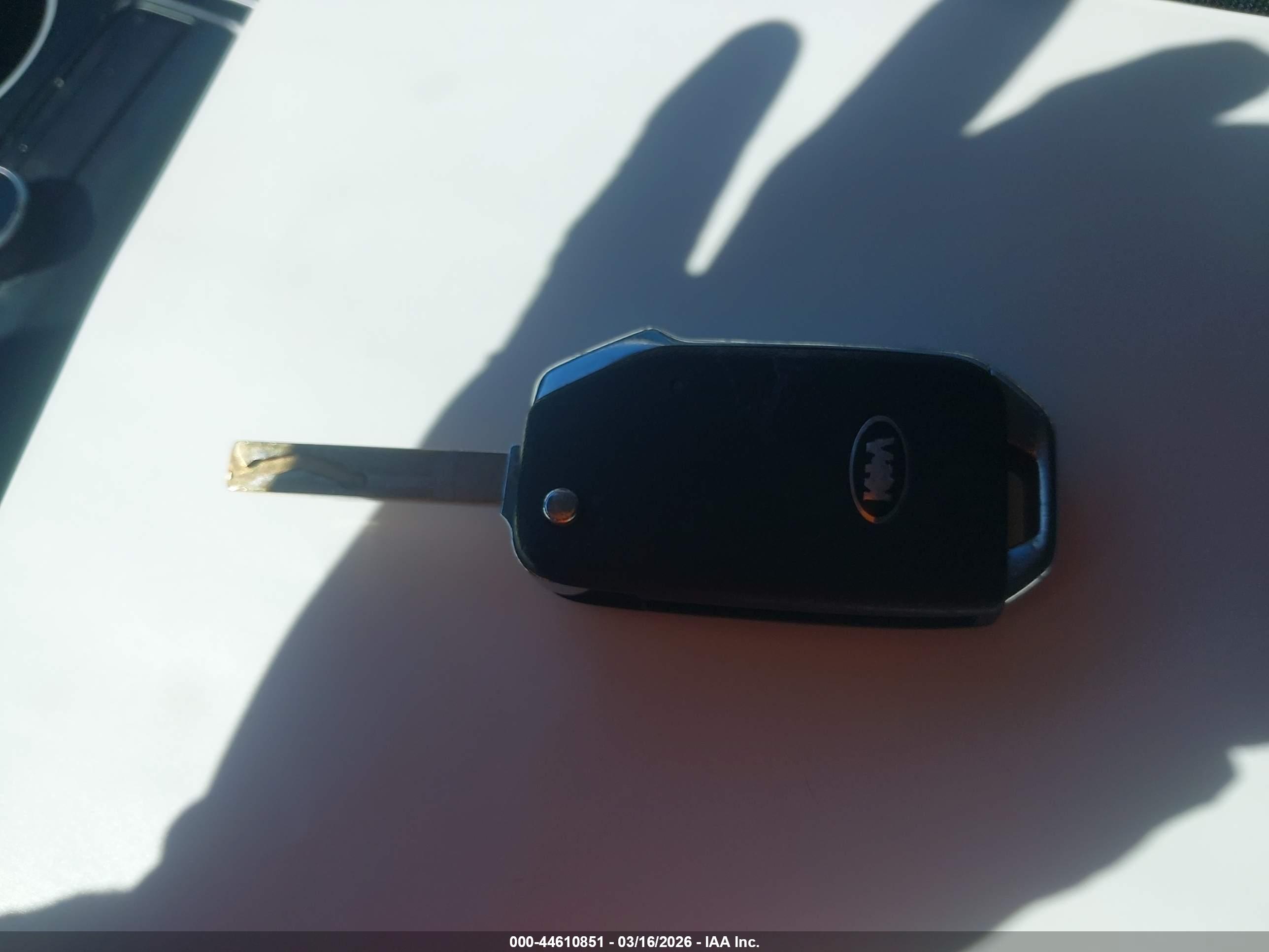 KIA K5 image 11