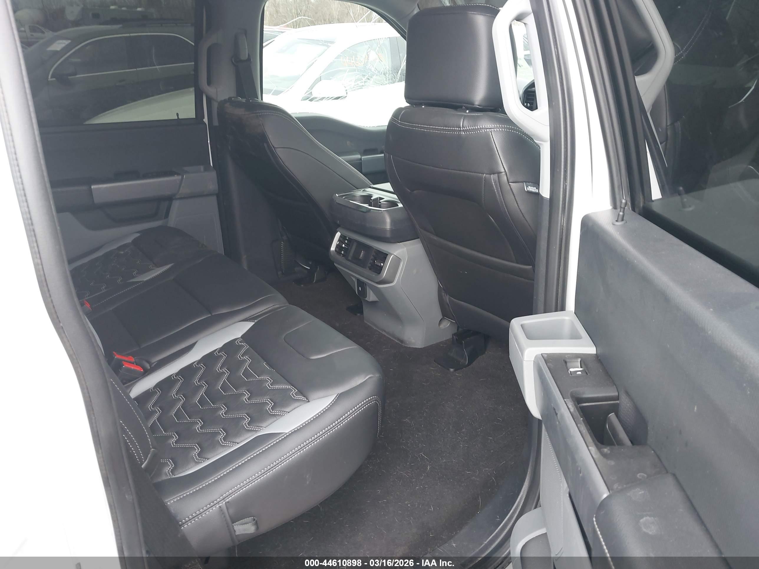 FORD F-150 image 8