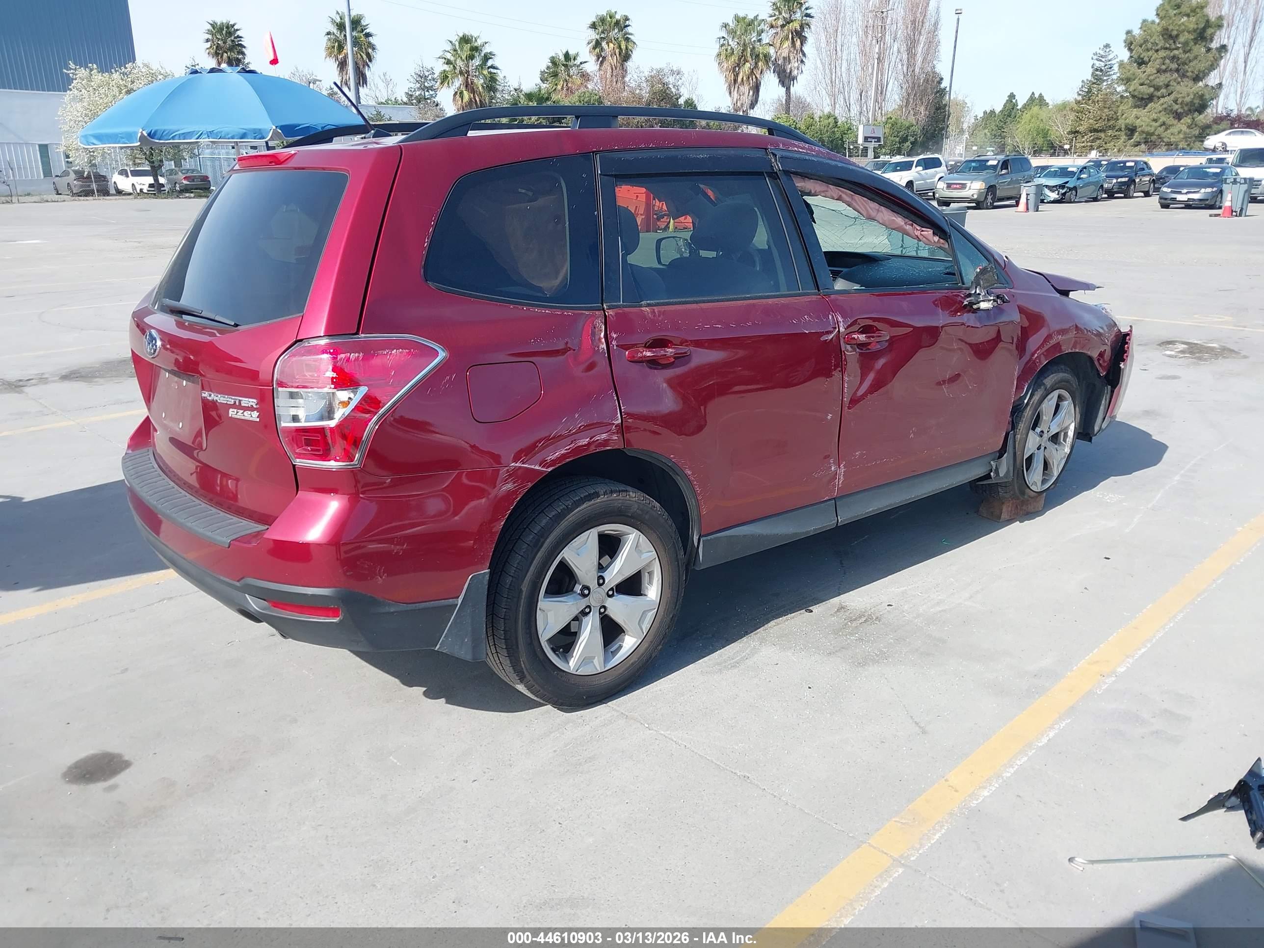SUBARU FORESTER image 4