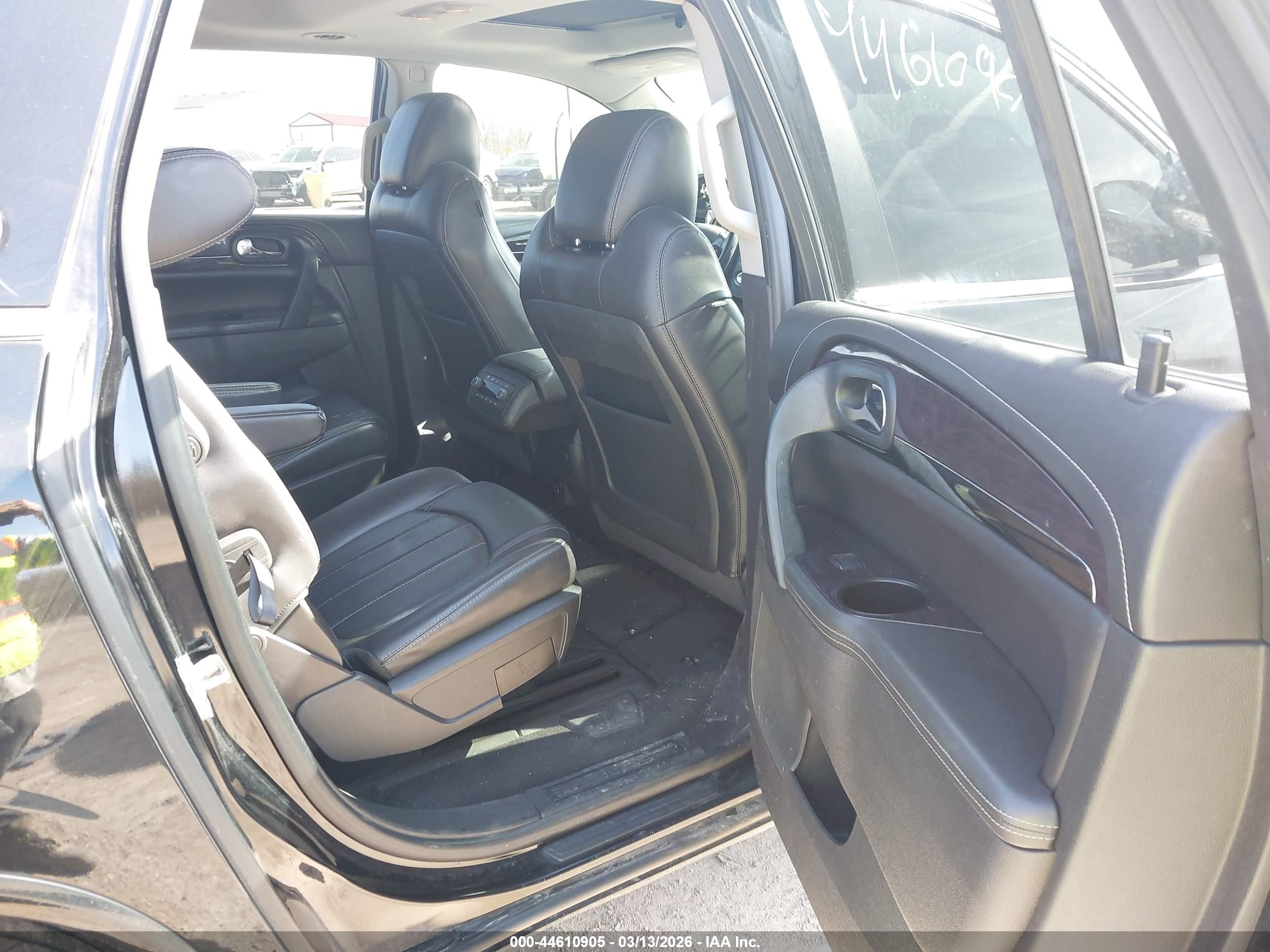 BUICK ENCLAVE image 8