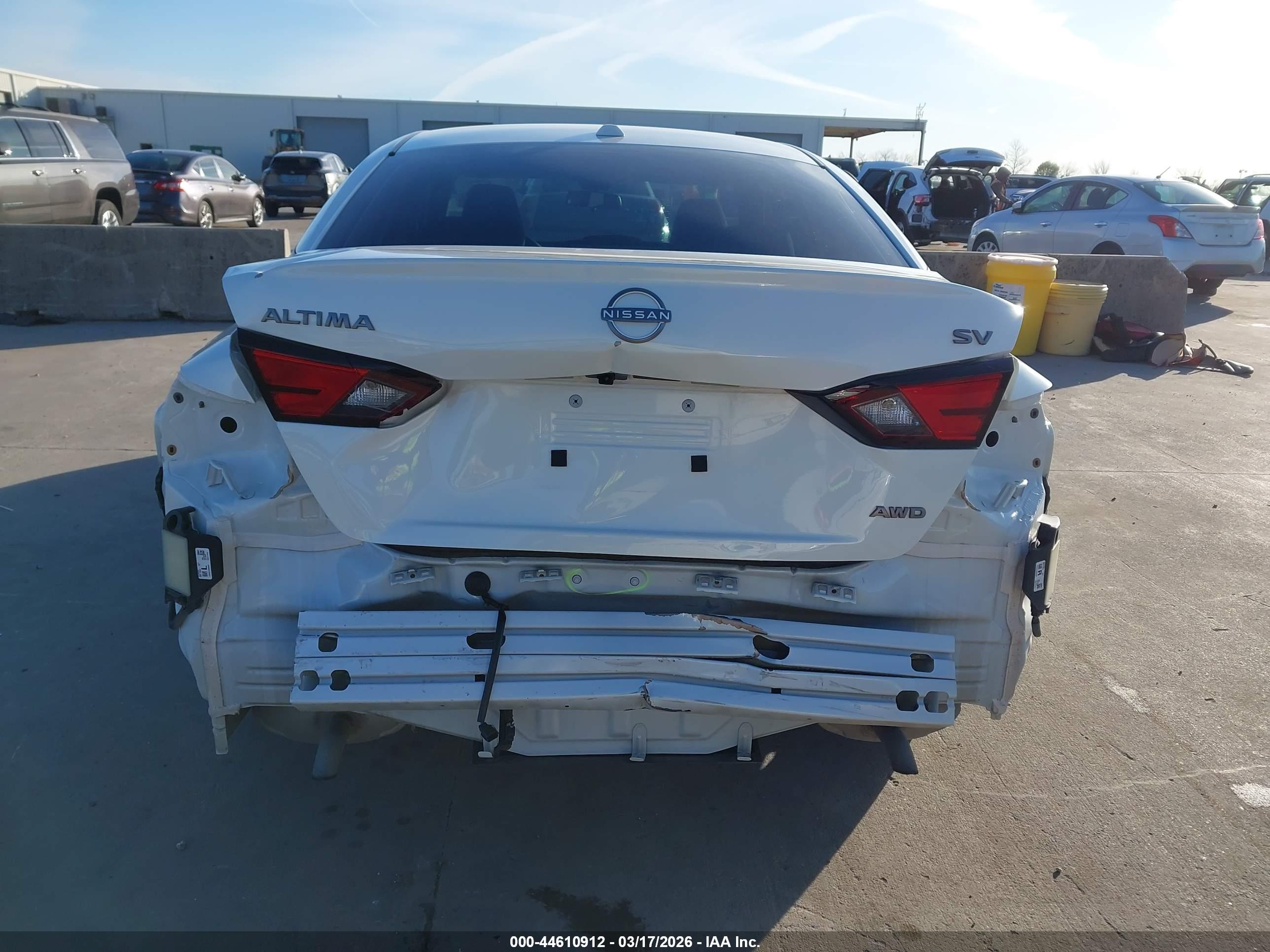 NISSAN ALTIMA image 6