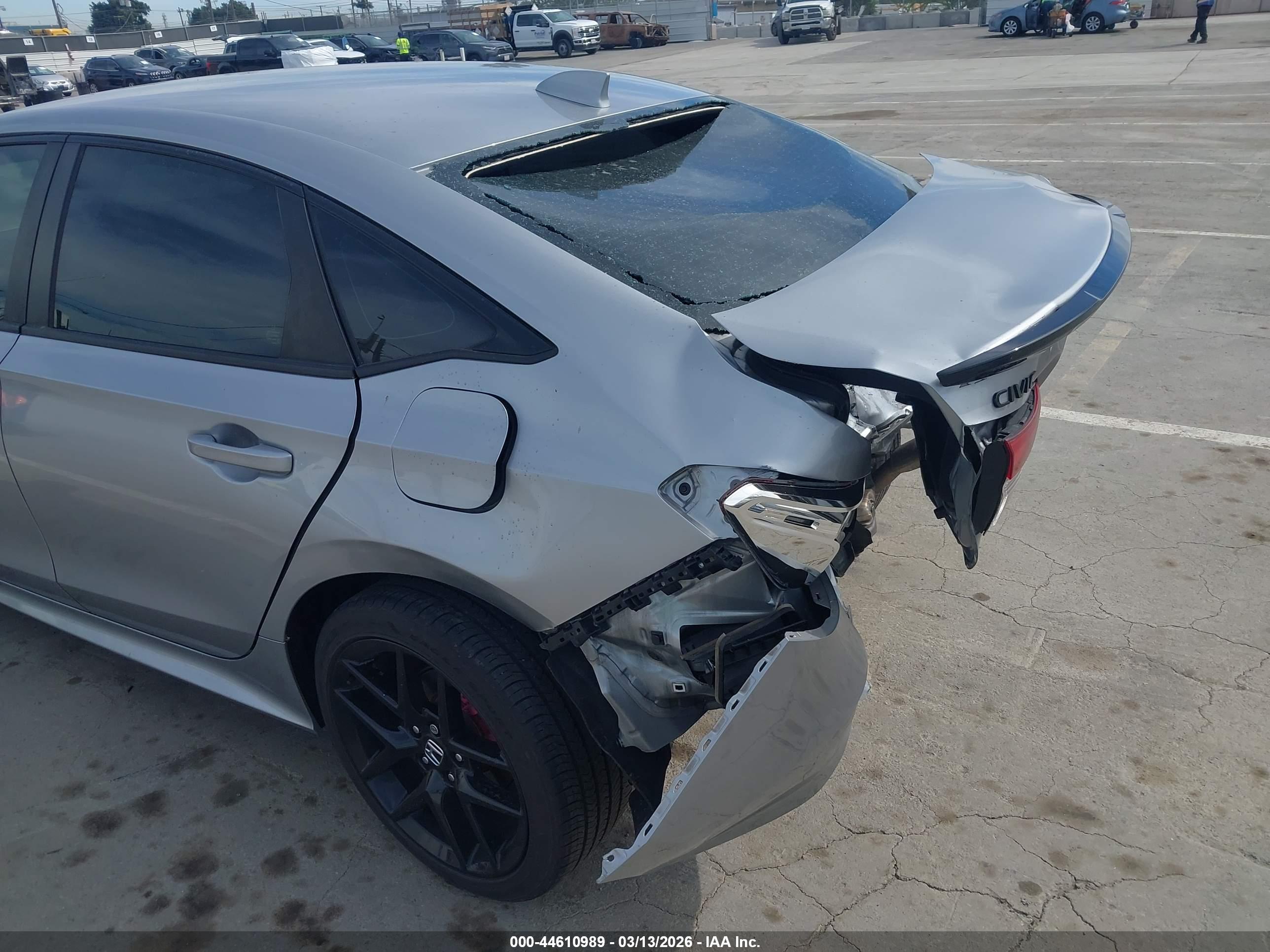 HONDA CIVIC image 6