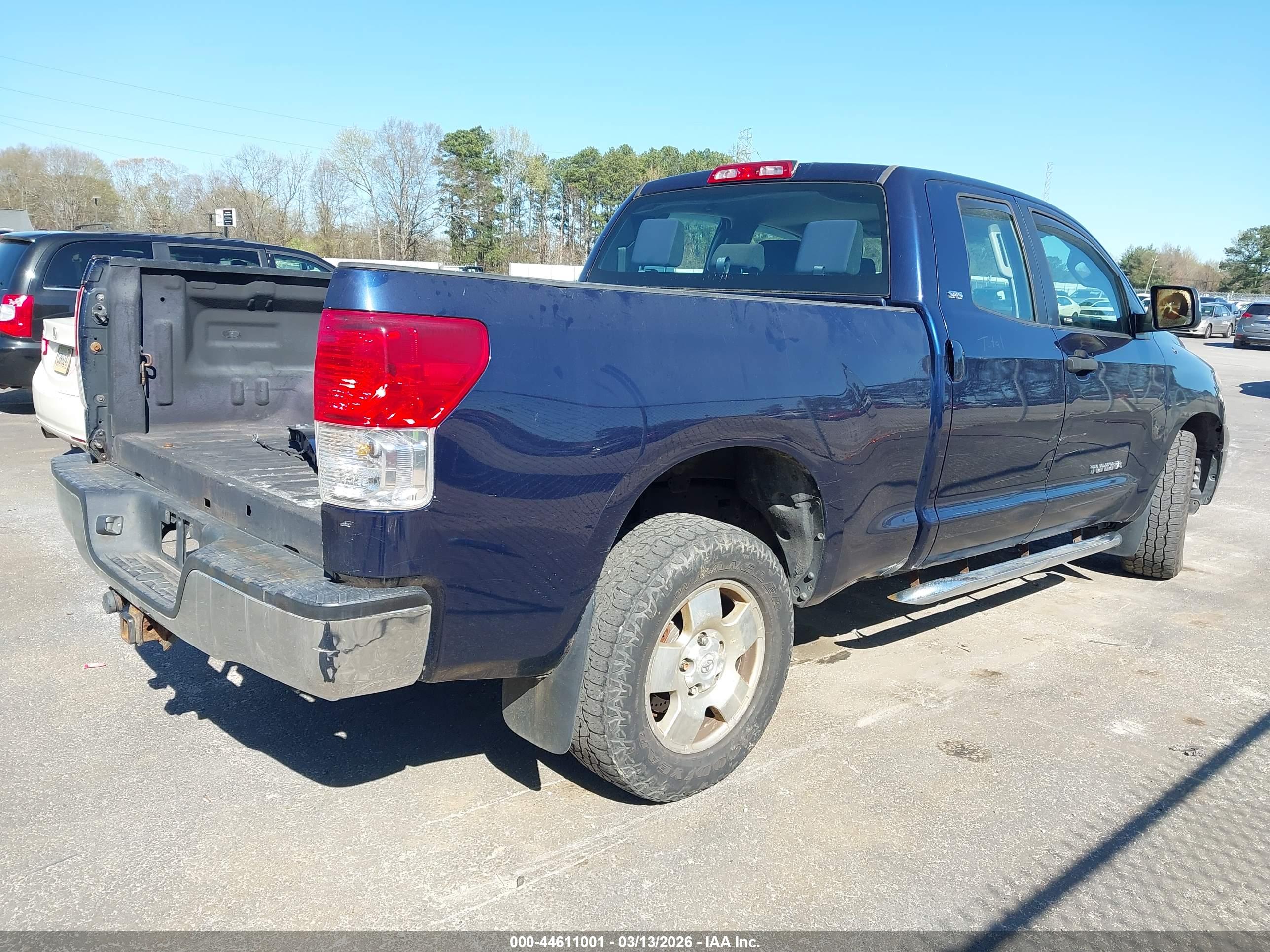 TOYOTA TUNDRA image 4