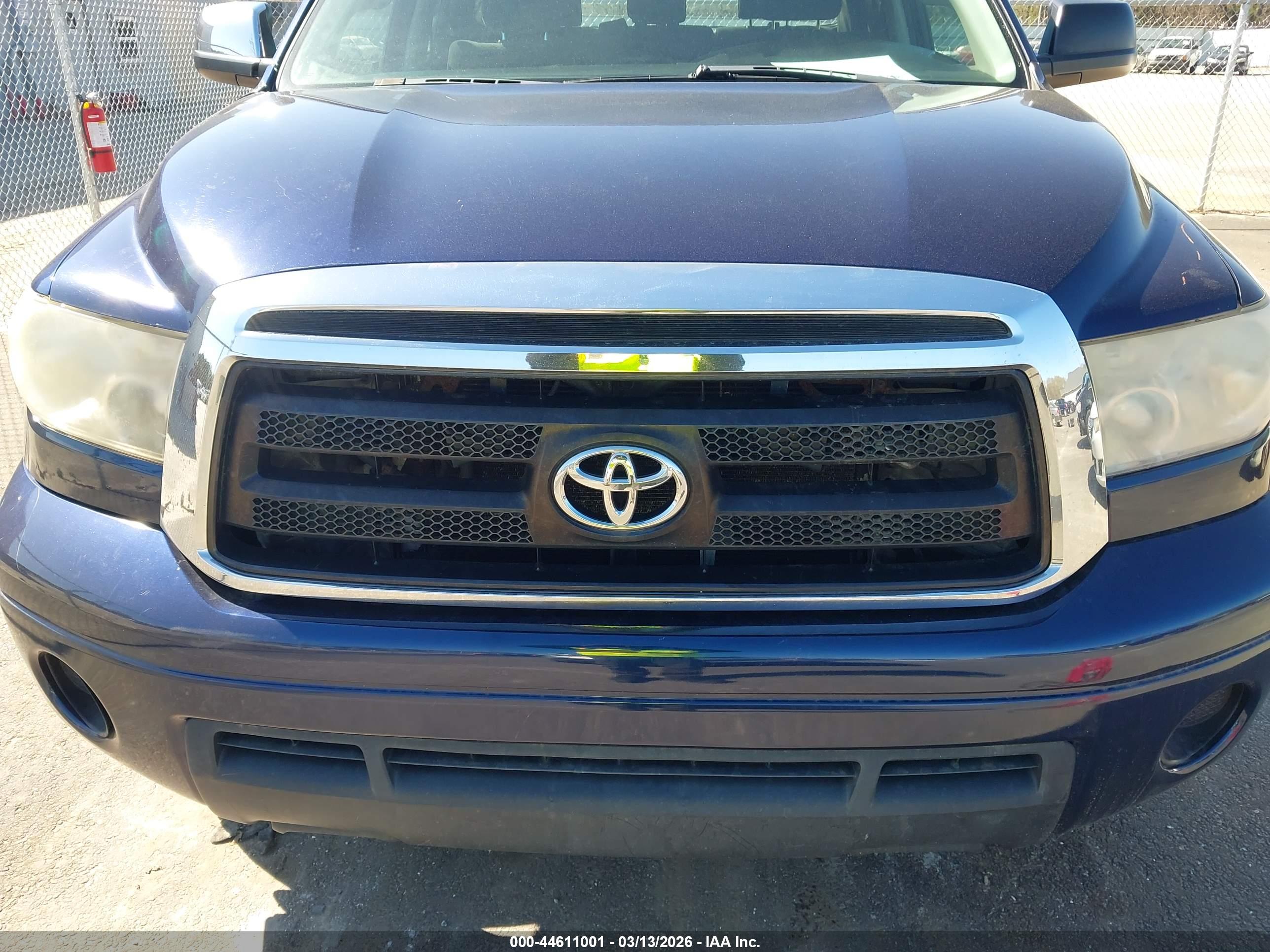 TOYOTA TUNDRA image 6