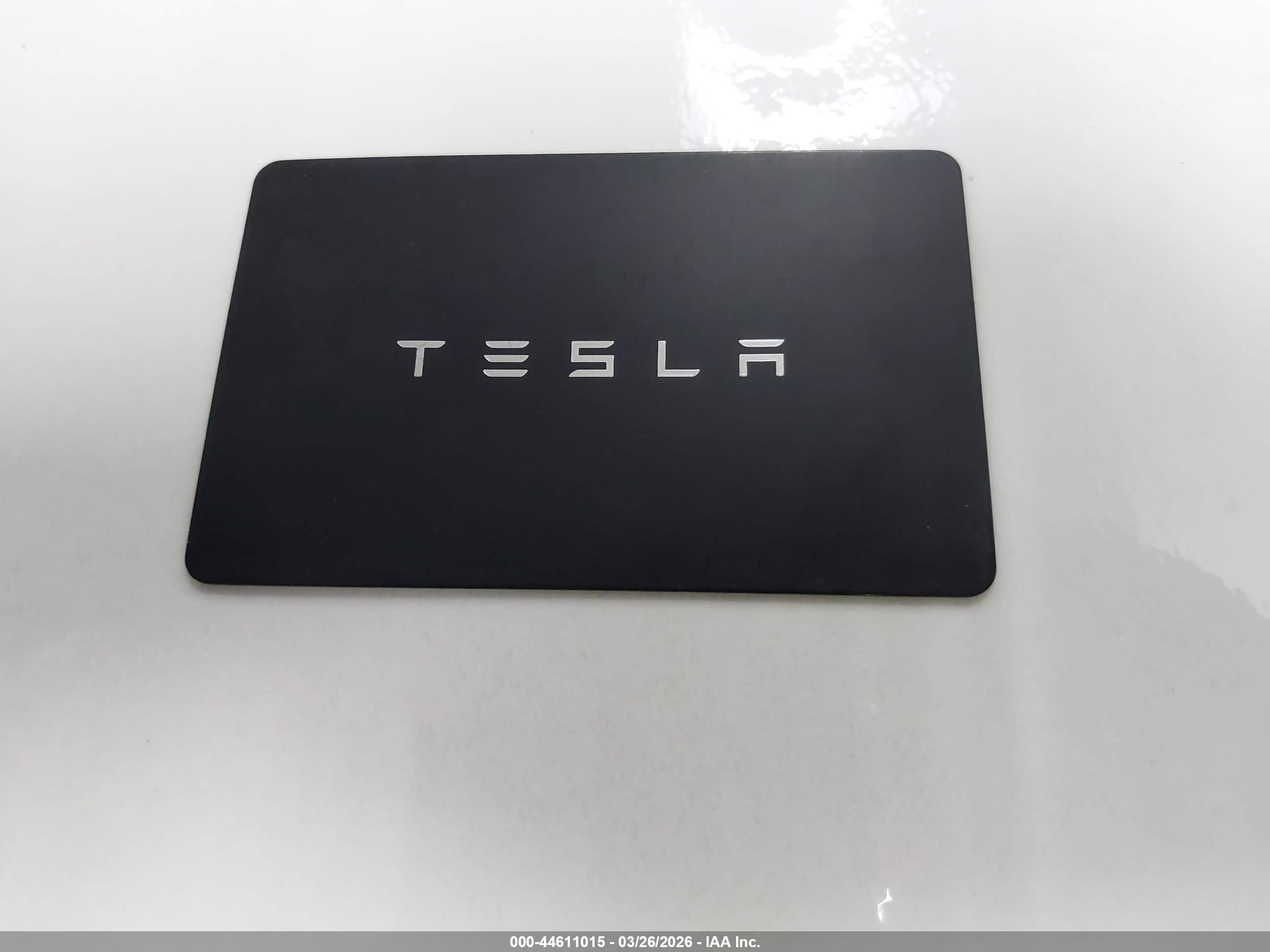 TESLA MODEL image 11