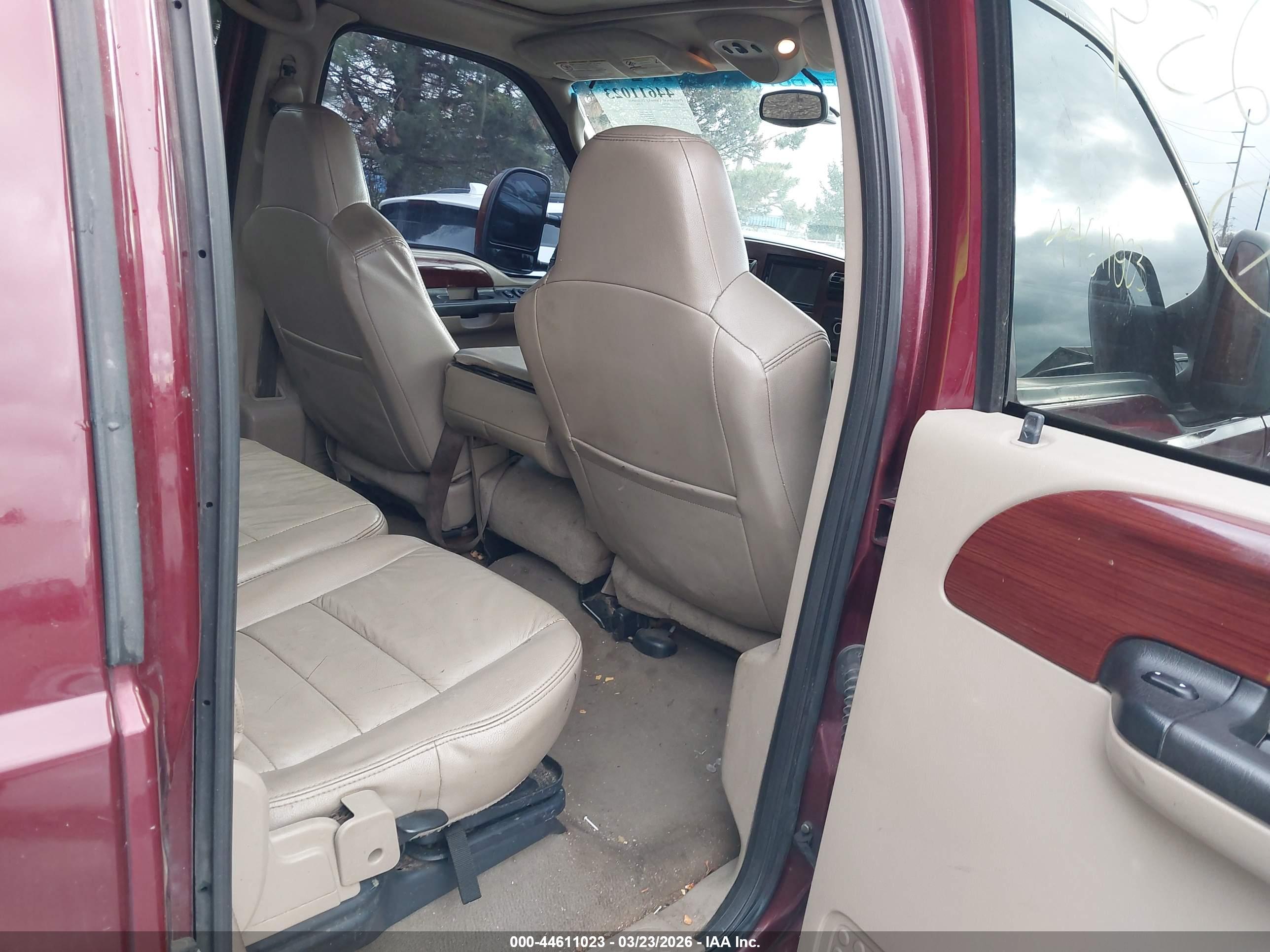 FORD F-350 image 8