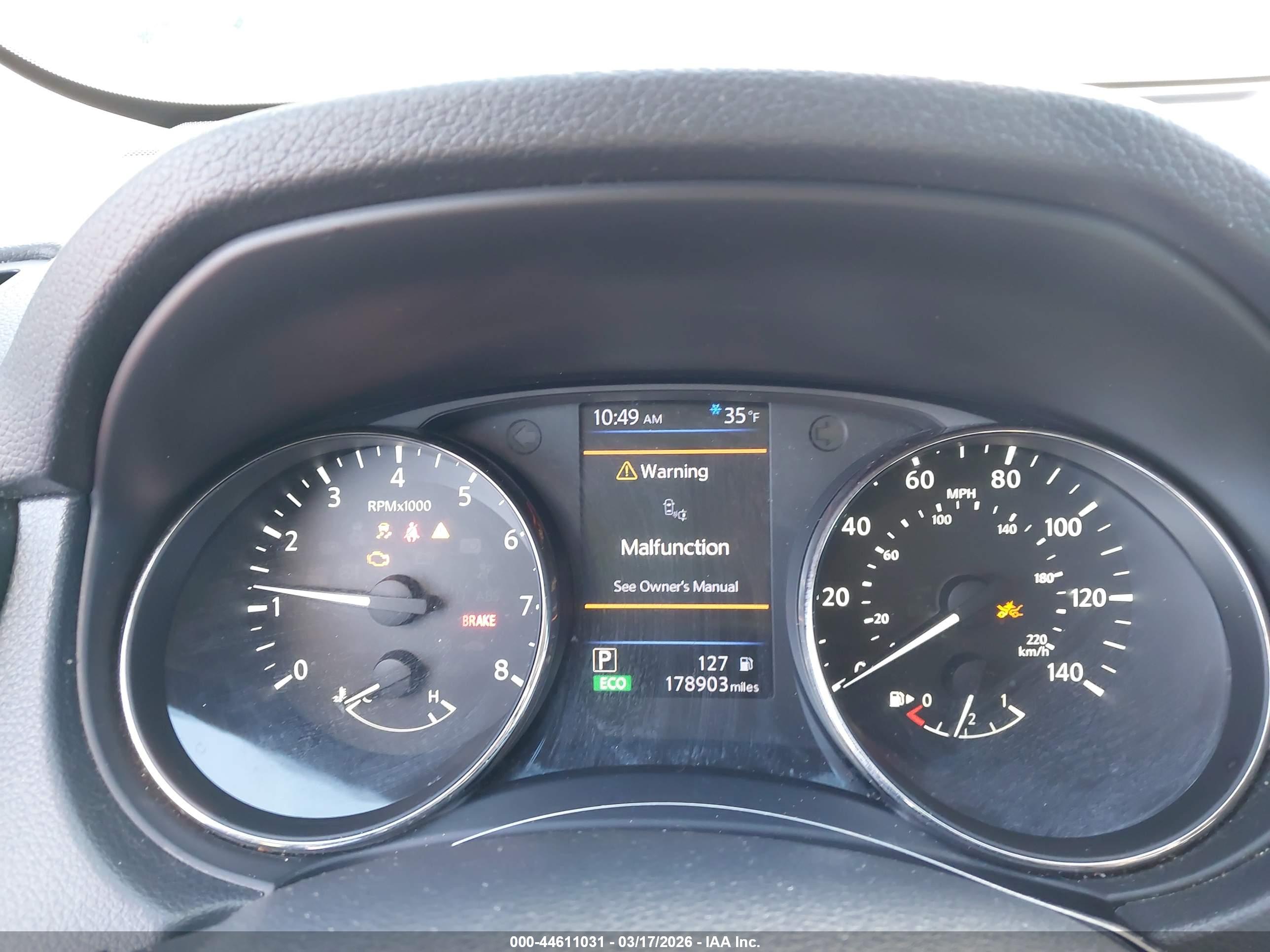NISSAN ROGUE image 7