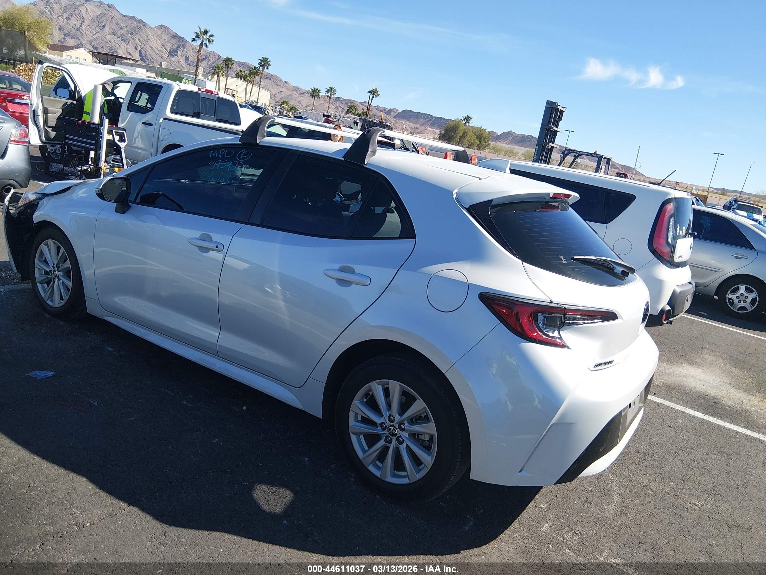 TOYOTA COROLLA image 3