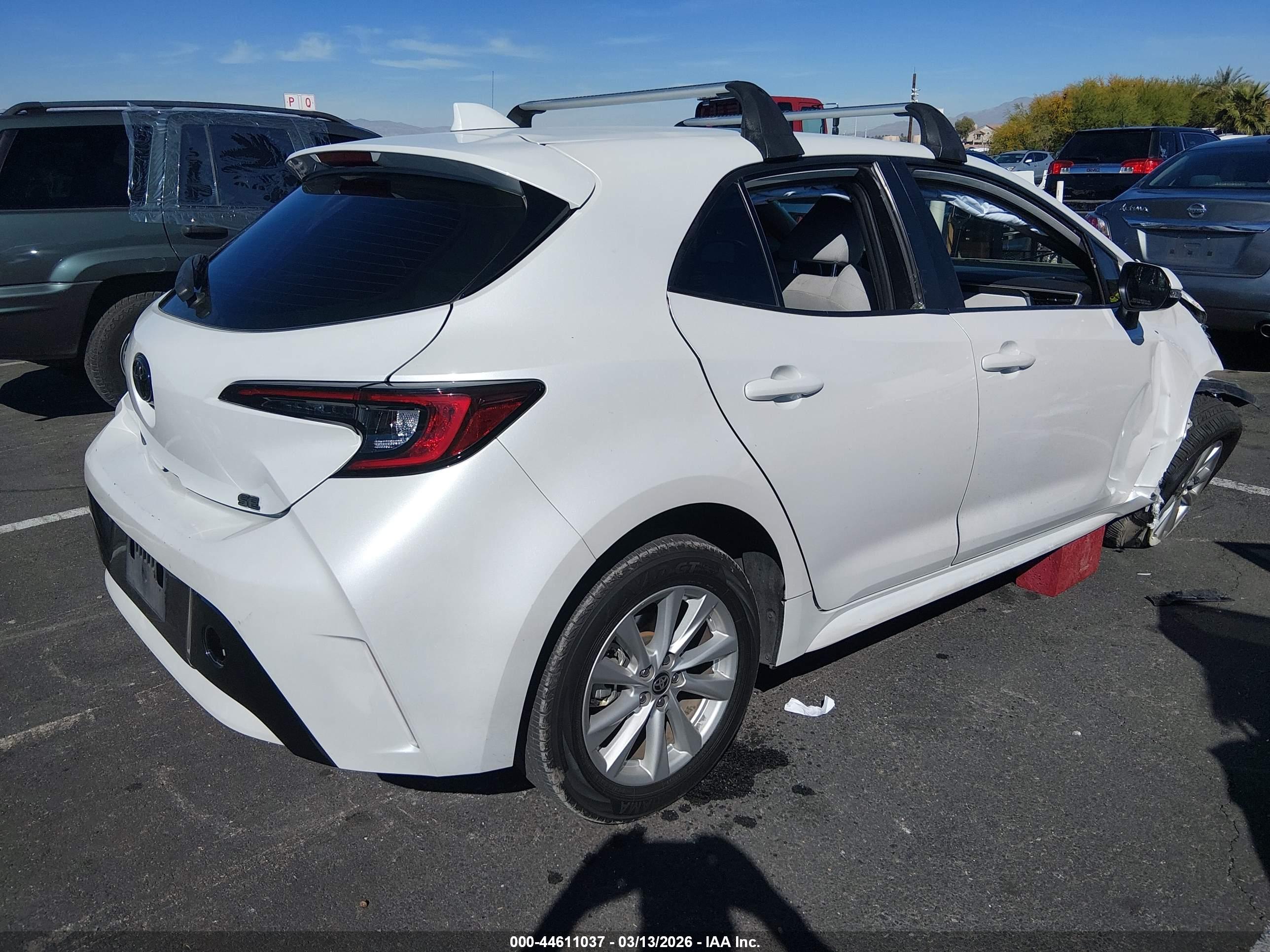 TOYOTA COROLLA image 4