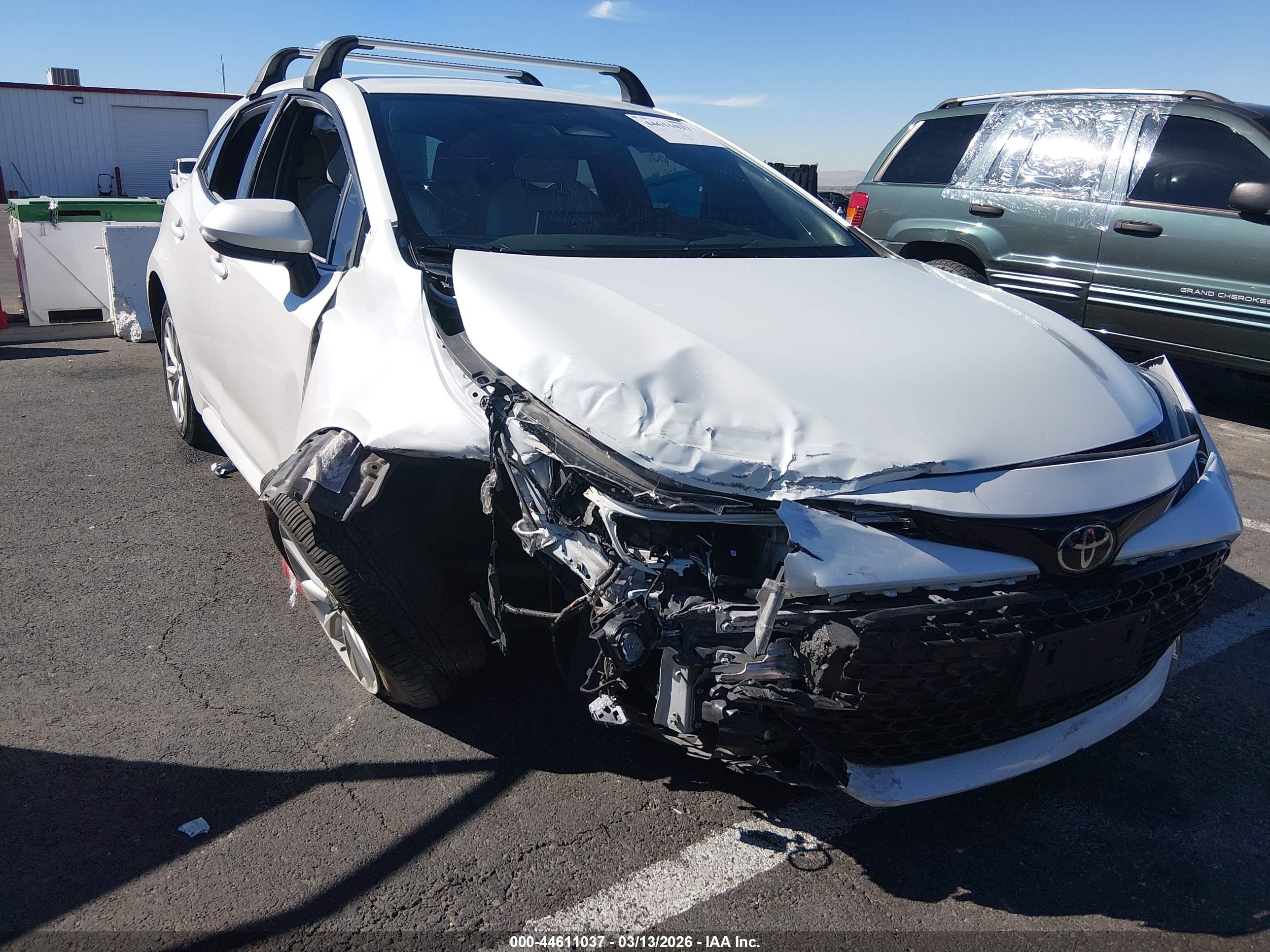 TOYOTA COROLLA image 6